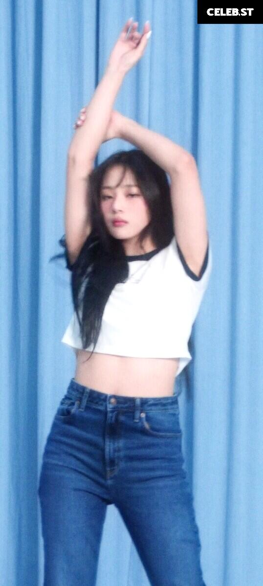 Minji (NewJeans) Image 22955767