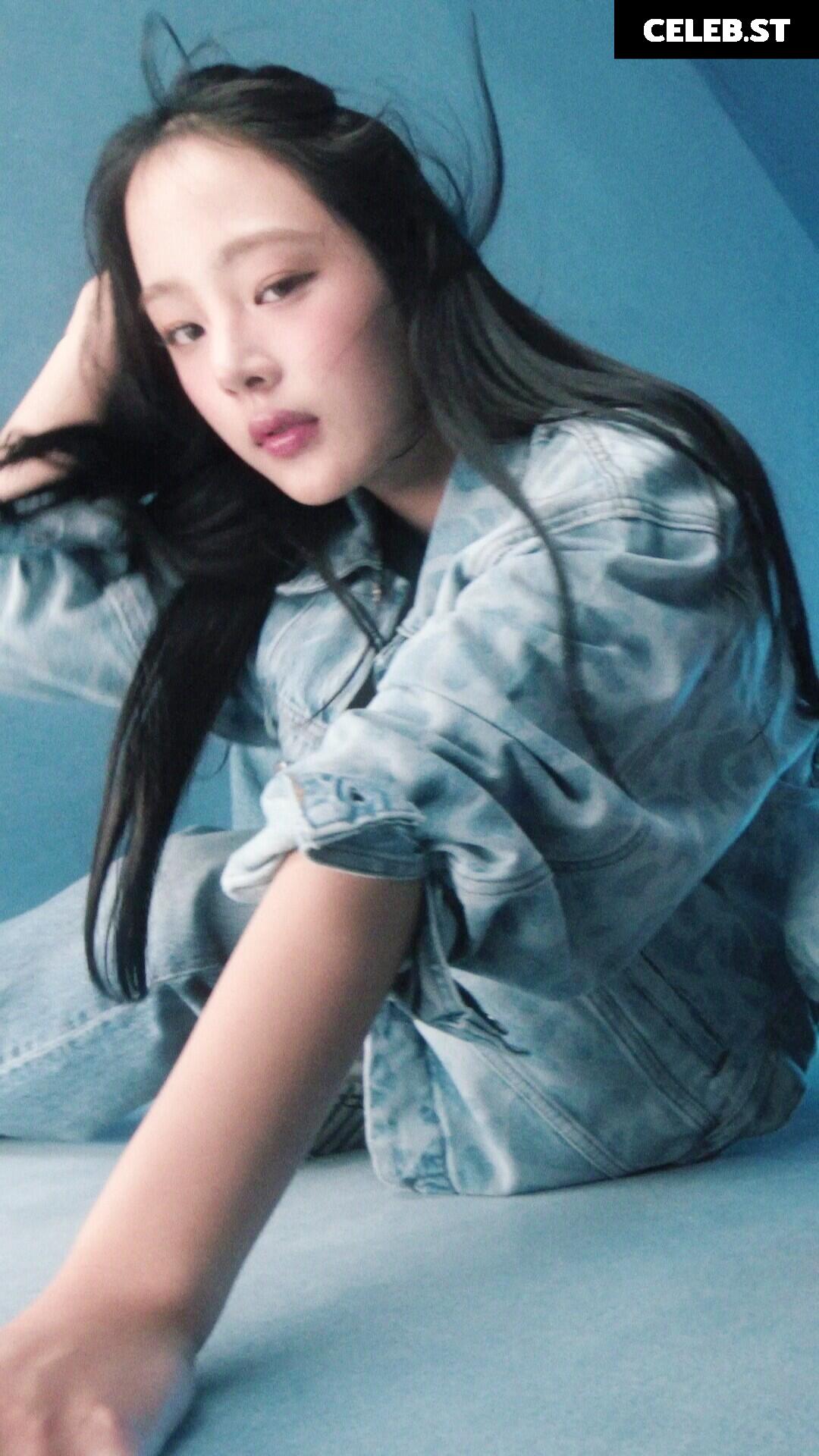 Minji (NewJeans) Image 22955774