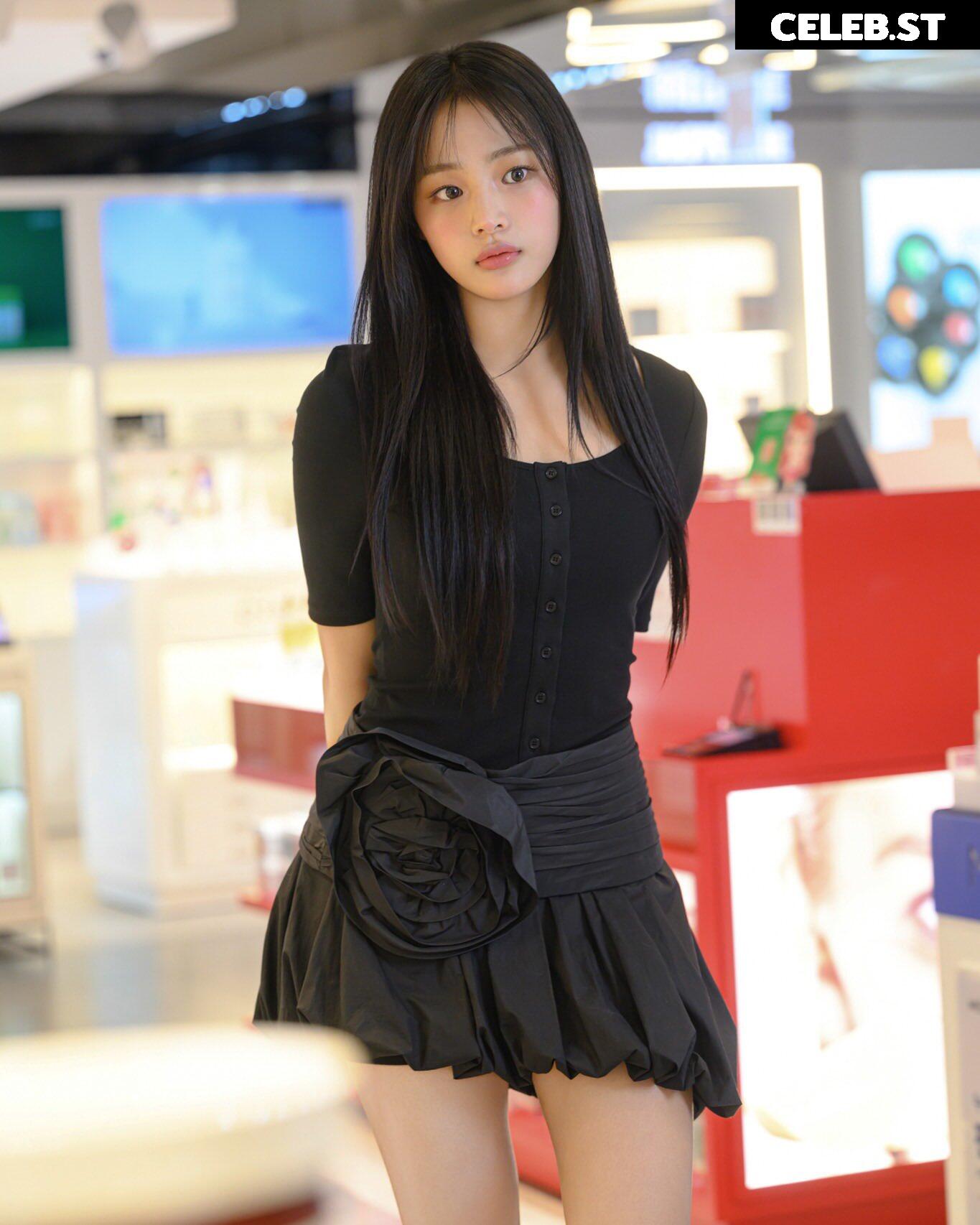 Minji (NewJeans) Image 22955604