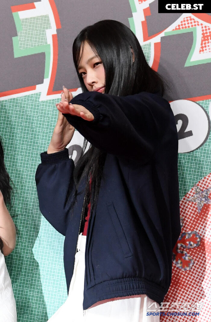 Minji (NewJeans) Image 22955651
