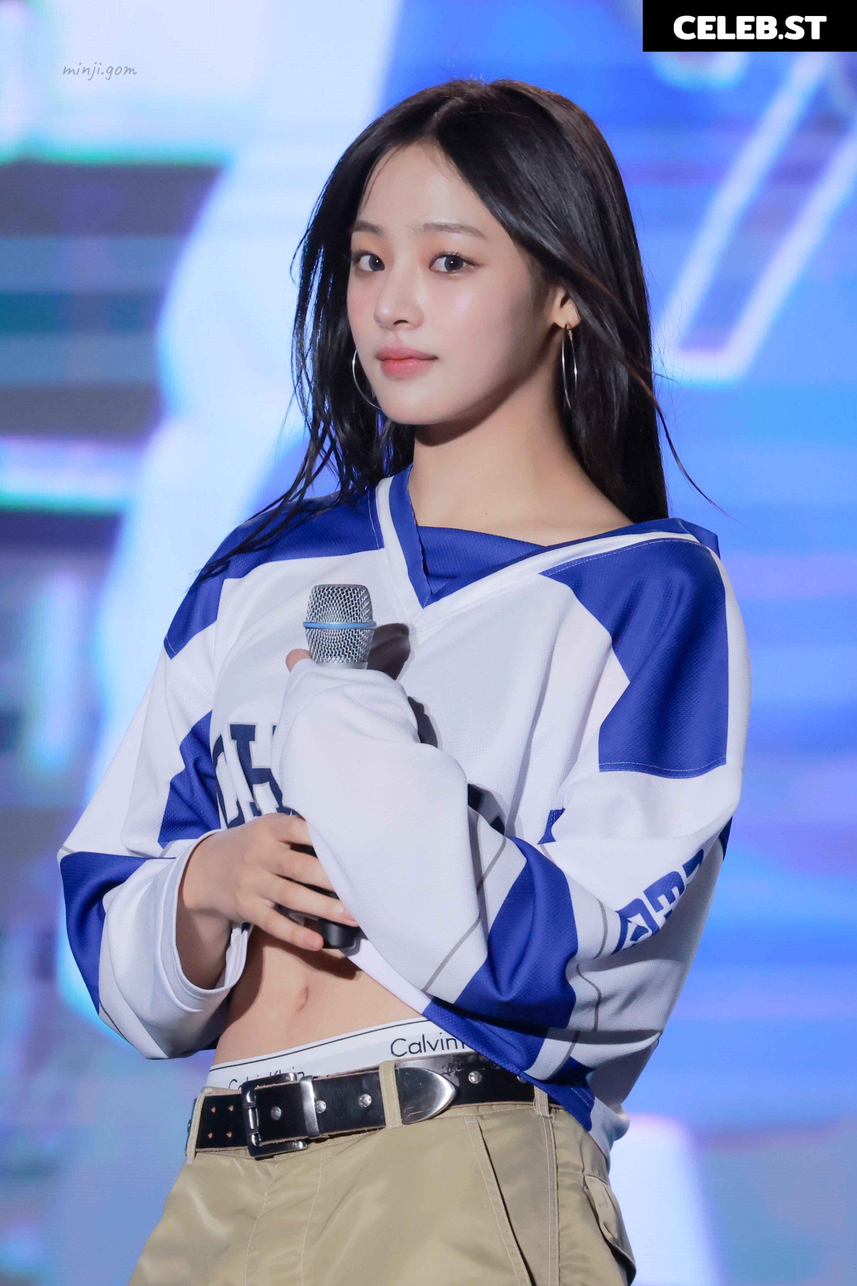 Minji (NewJeans) Image 22955670