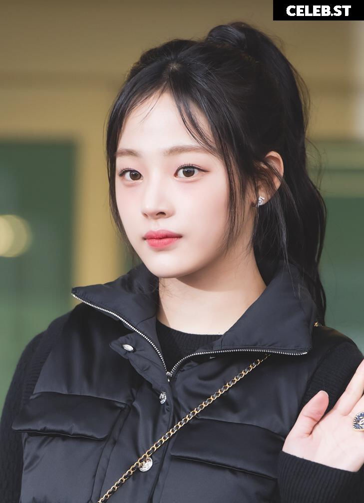 Minji (NewJeans) Image 22955193