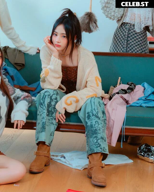 Minji (NewJeans) Image 22955137