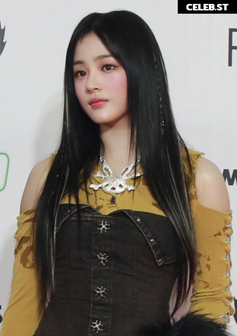 Minji (NewJeans) Image 22955158