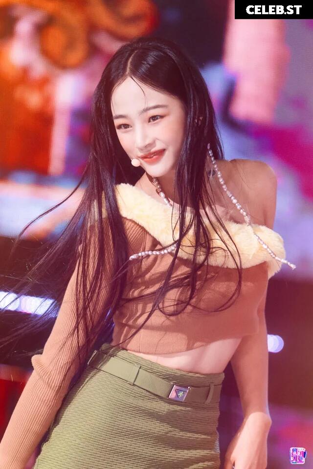 Minji (NewJeans) Image 22955098