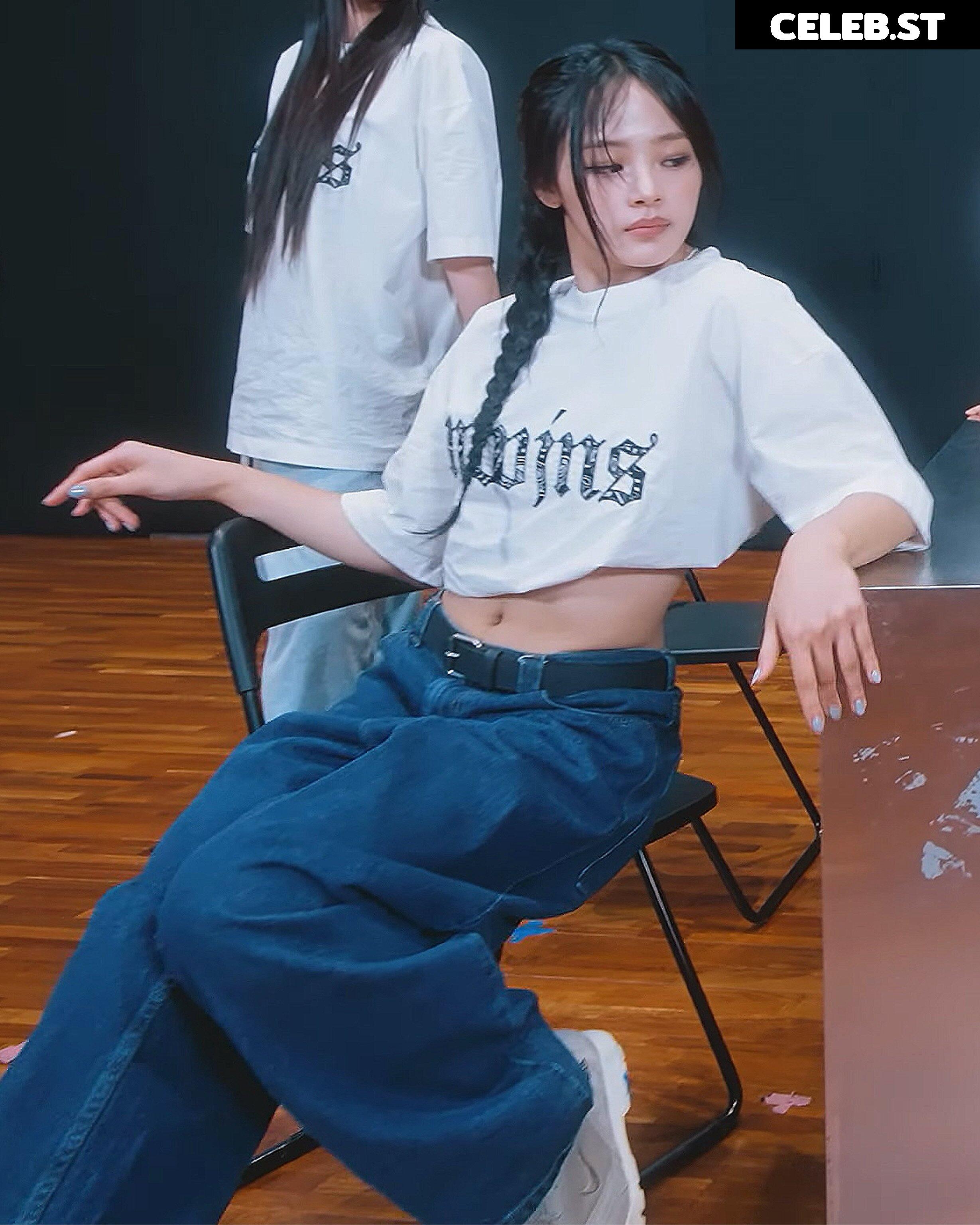Minji (NewJeans) Image 22955313