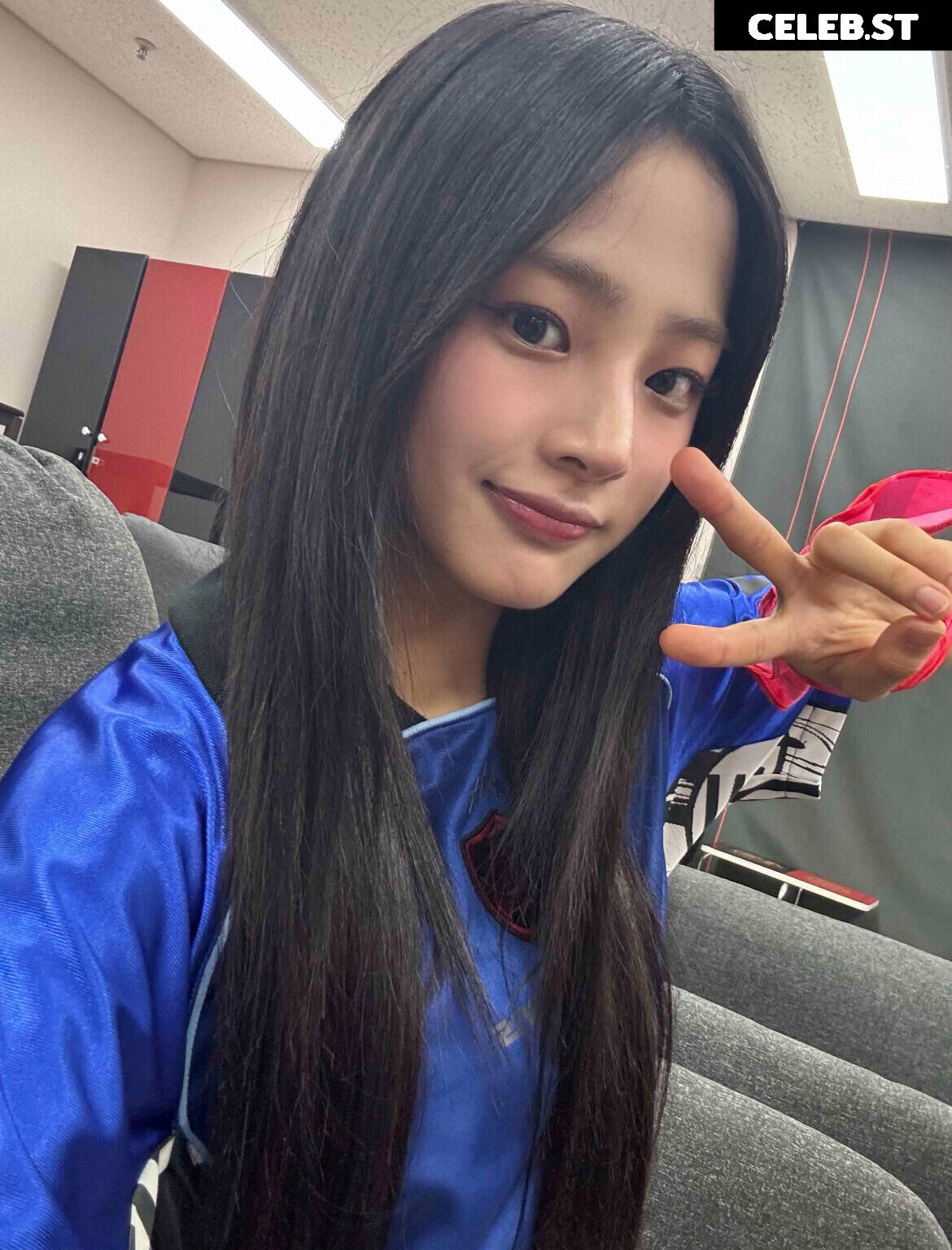Minji (NewJeans) Image 22955332