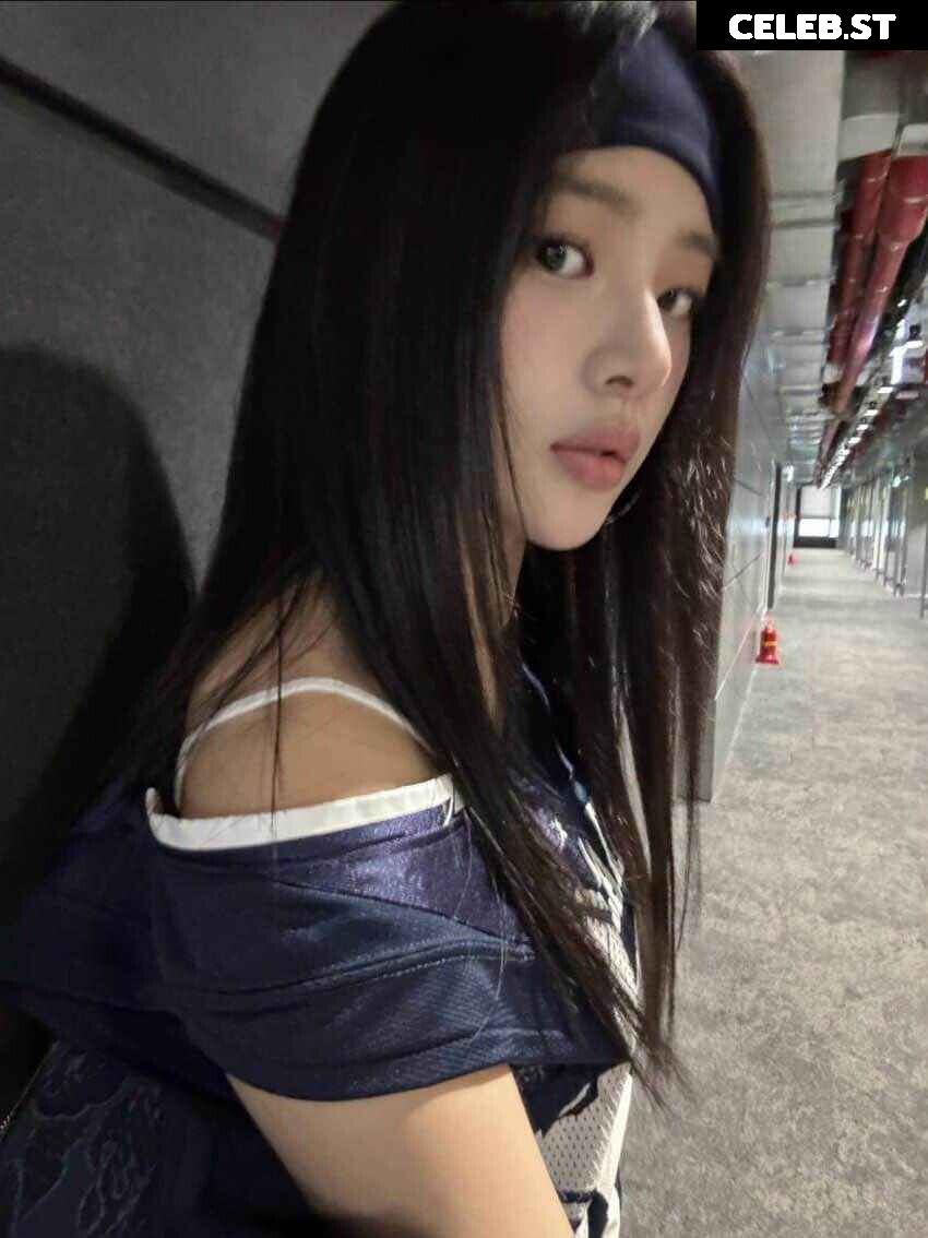 Minji (NewJeans) Image 22955366
