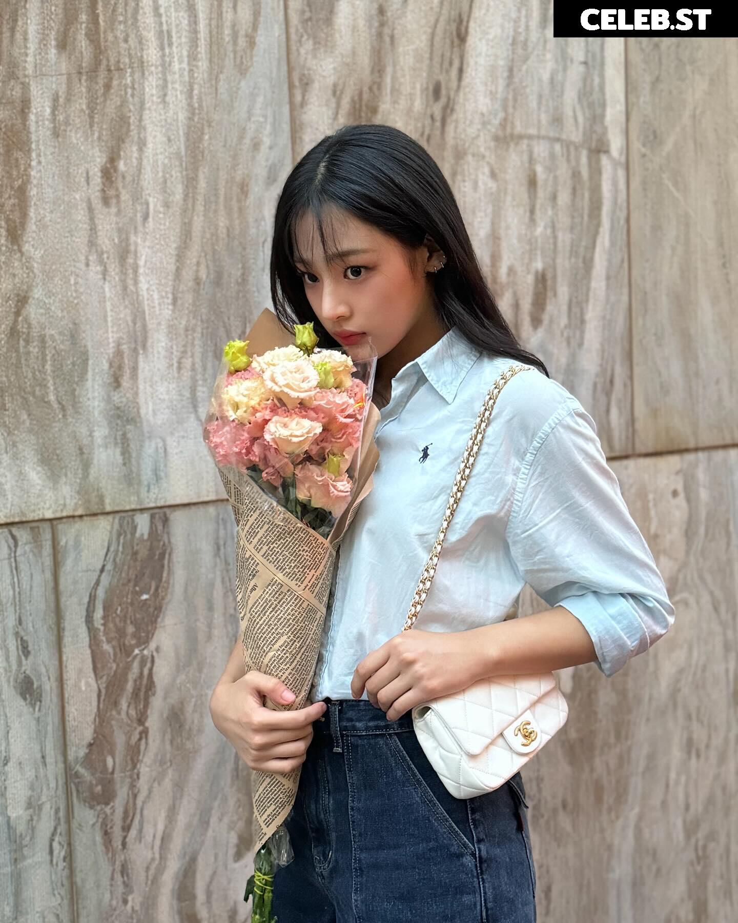 Minji (NewJeans) Image 22955340