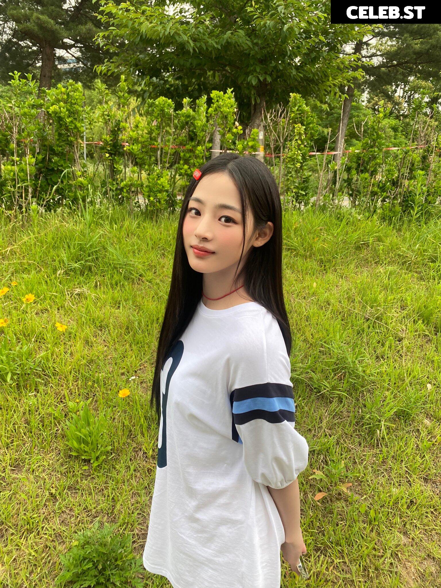 Minji (NewJeans) Image 22955279