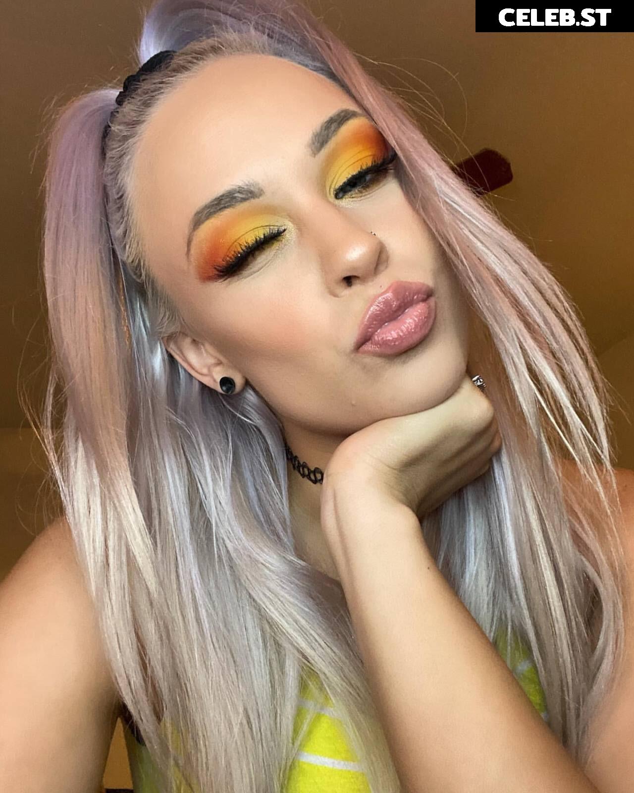 Penelope Ford Image 22954392