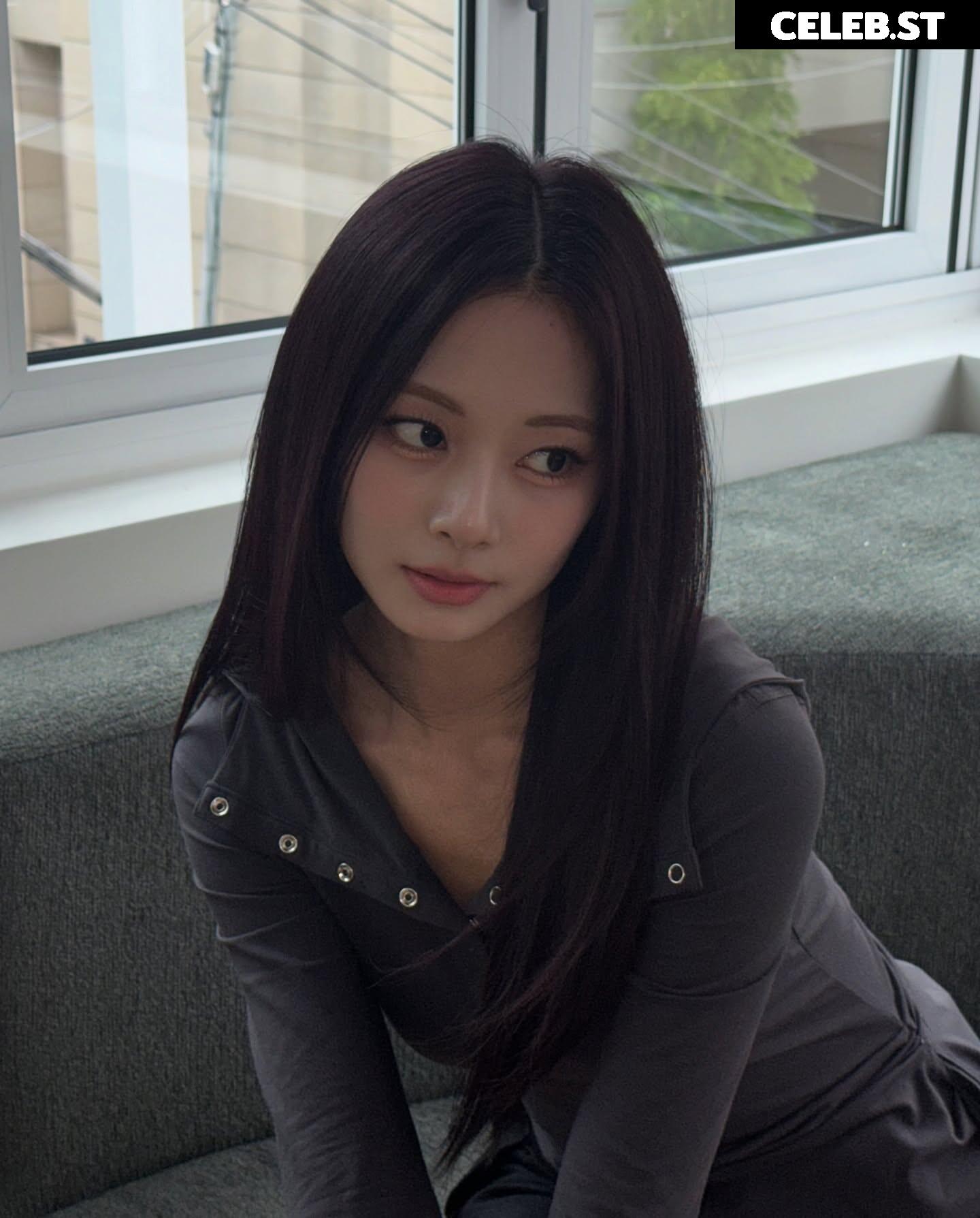 Tzuyu (Chiu Chú-jû) | Twice Image 22957089