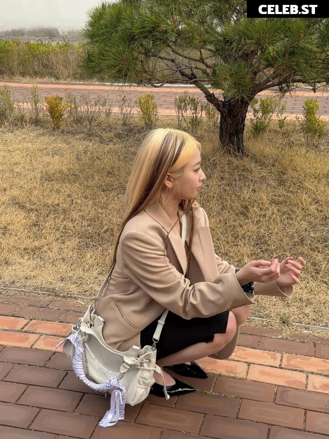 Huh Yunjin 허윤진 | LESSERAFIM Image 22957020