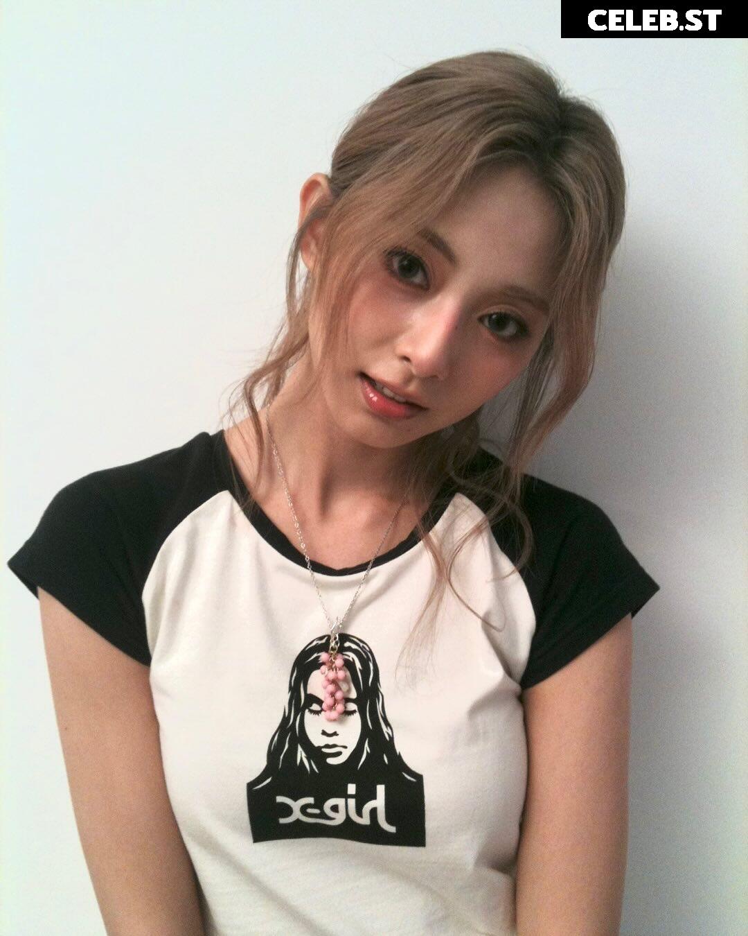 Tzuyu (Chiu Chú-jû) | Twice Image 22957029