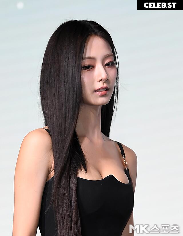 Tzuyu (Chiu Chú-jû) | Twice Image 22957061