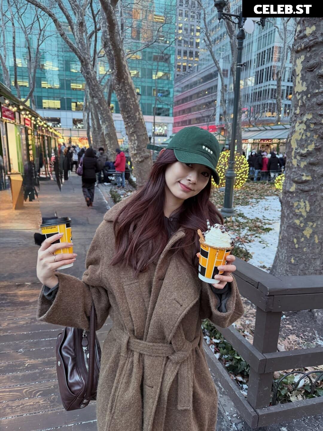 Tzuyu (Chiu Chú-jû) | Twice Image 22957301