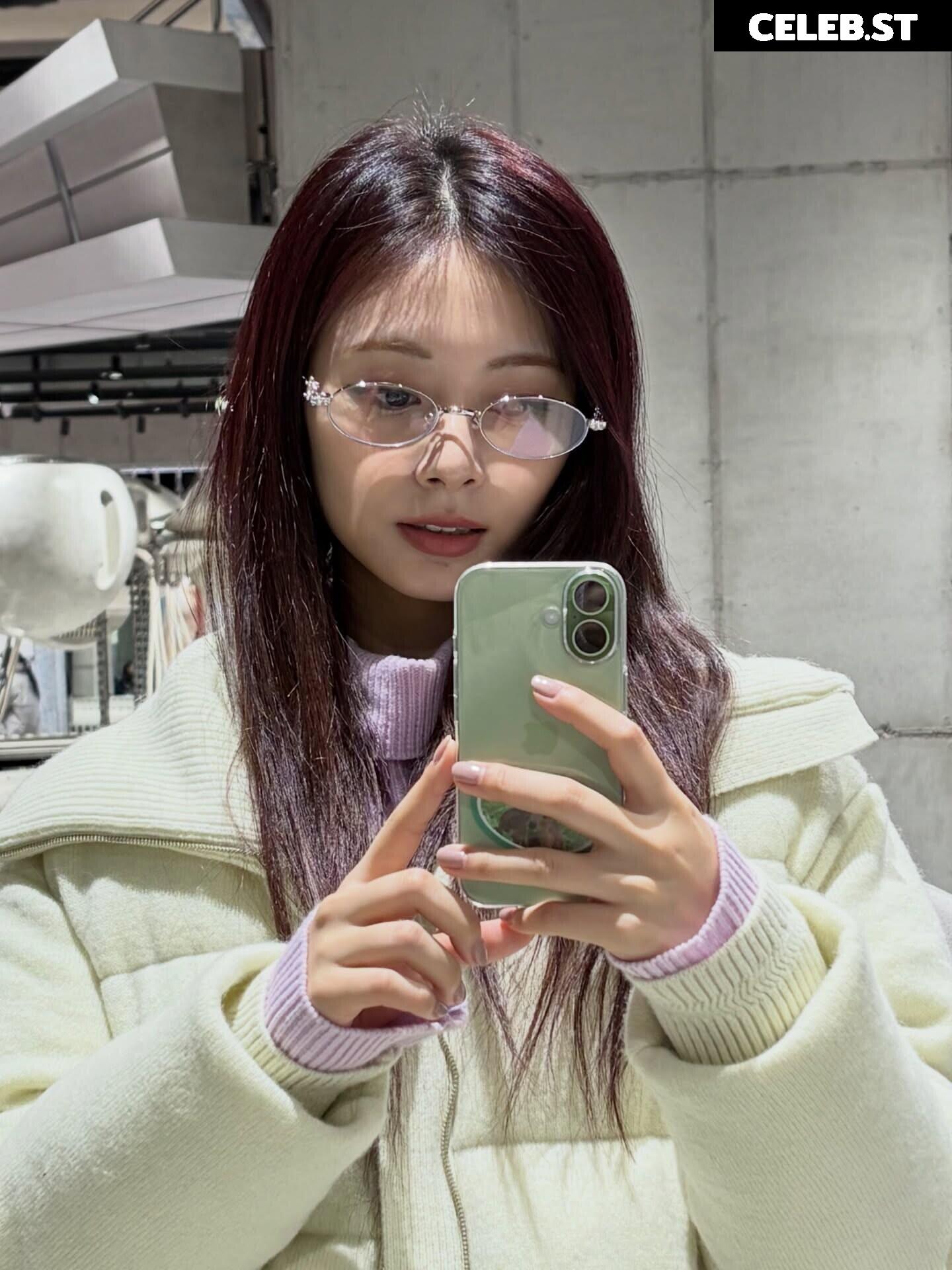 Tzuyu (Chiu Chú-jû) | Twice Image 22957231