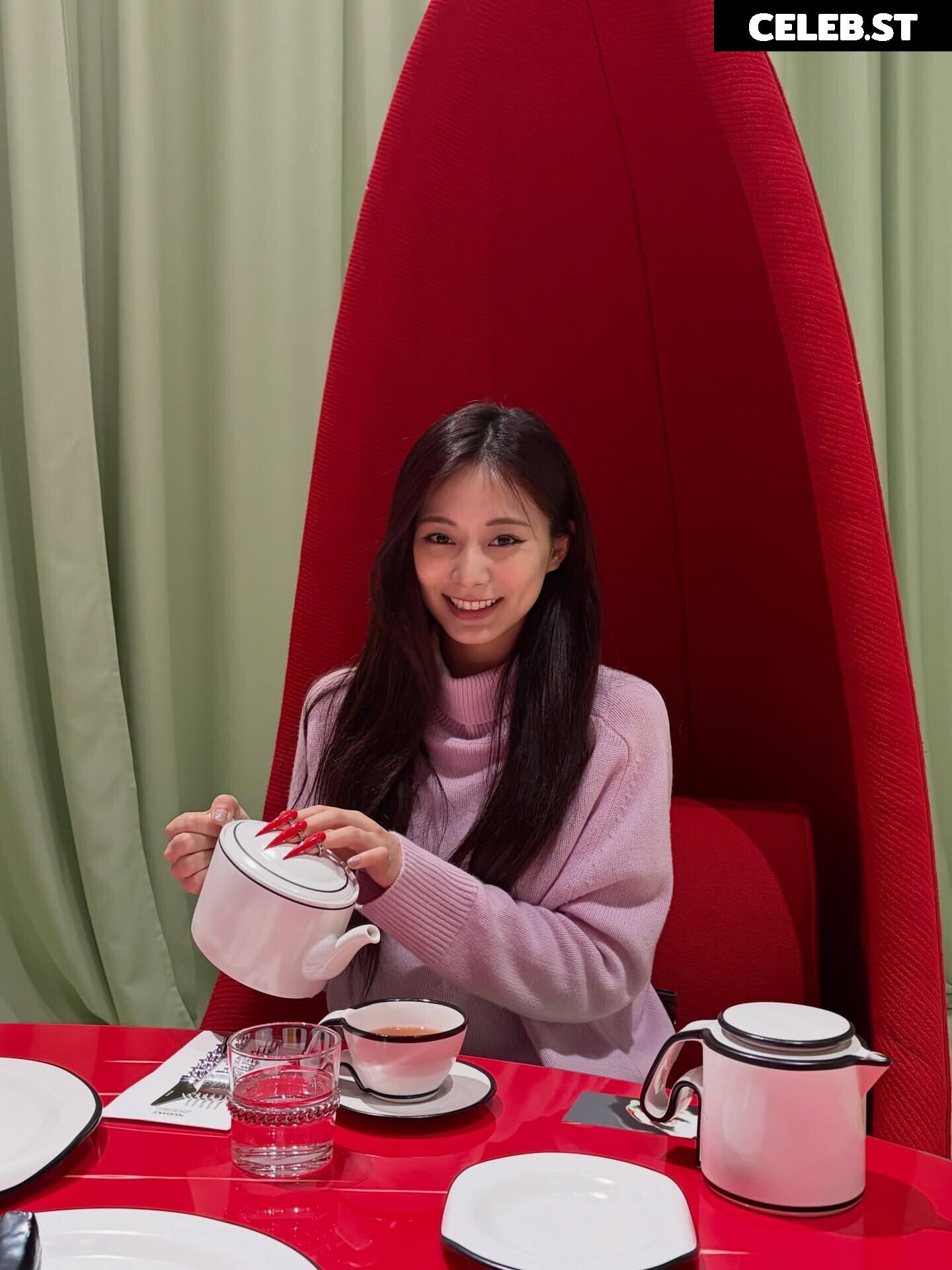 Tzuyu (Chiu Chú-jû) | Twice Image 22957234