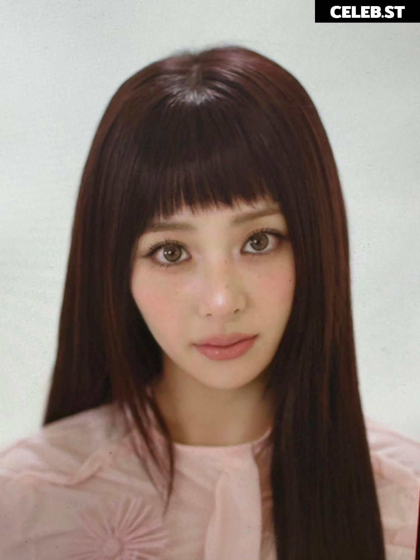 Huh Yunjin 허윤진 | LESSERAFIM Image 22956990