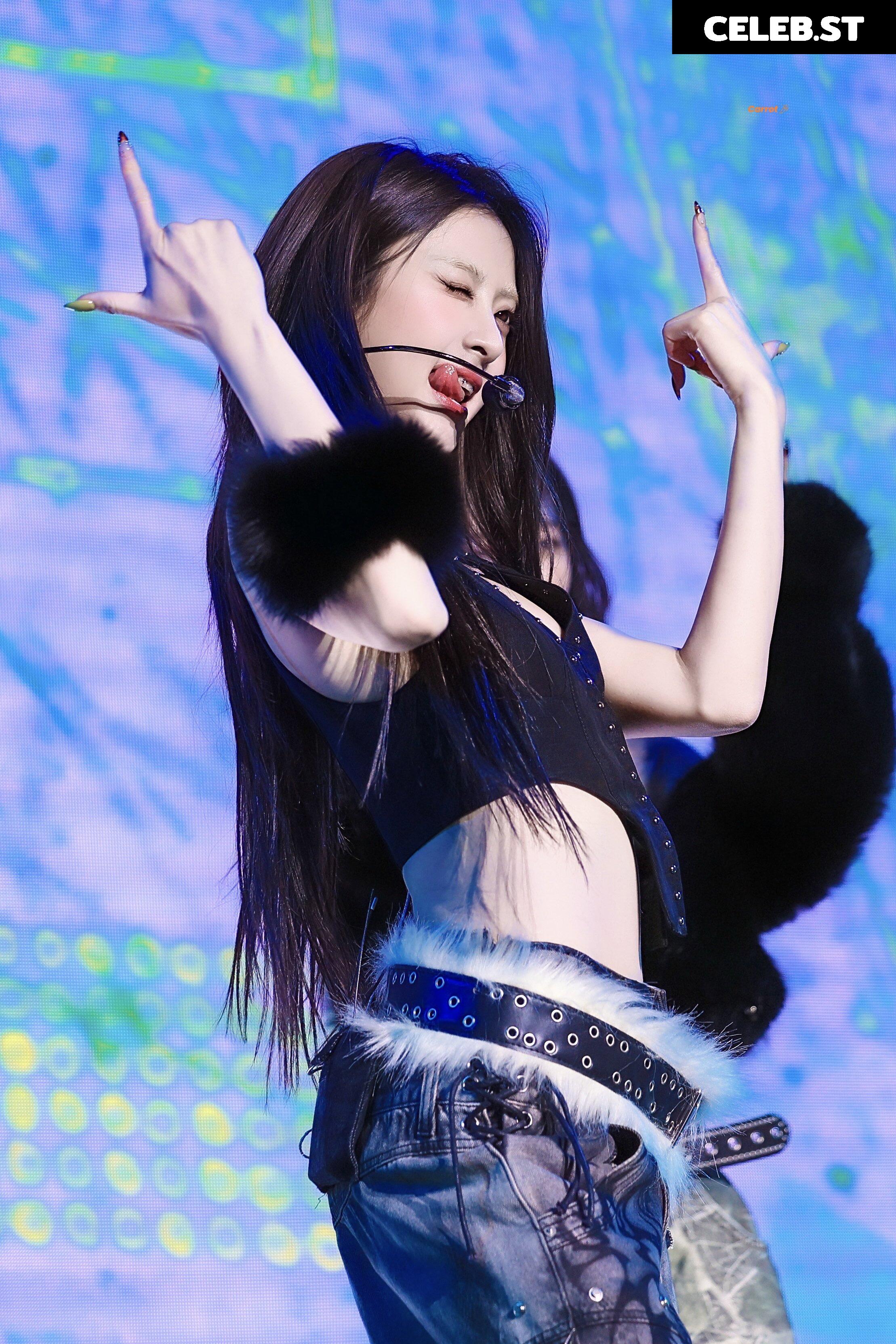 Huh Yunjin 허윤진 | LESSERAFIM Image 22956584