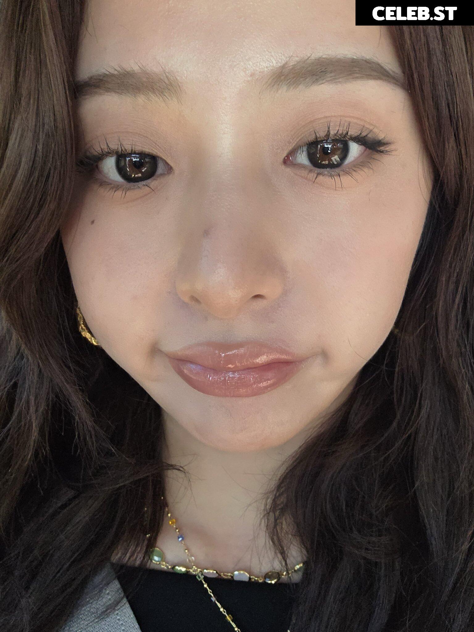 Huh Yunjin 허윤진 | LESSERAFIM Image 22956527