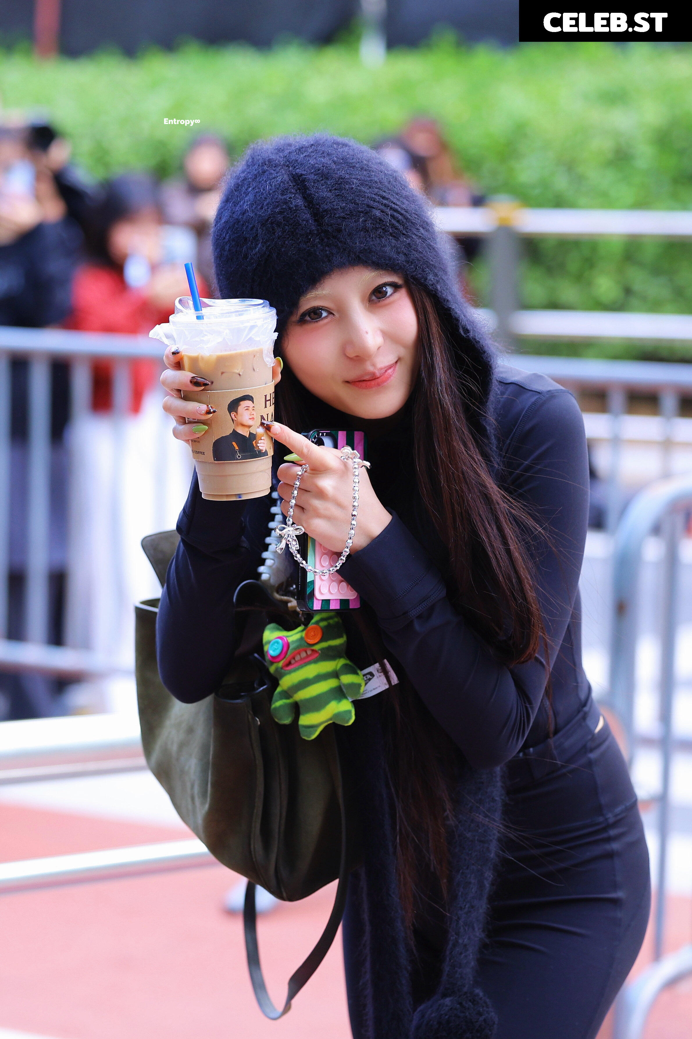 Huh Yunjin 허윤진 | LESSERAFIM Image 22956534