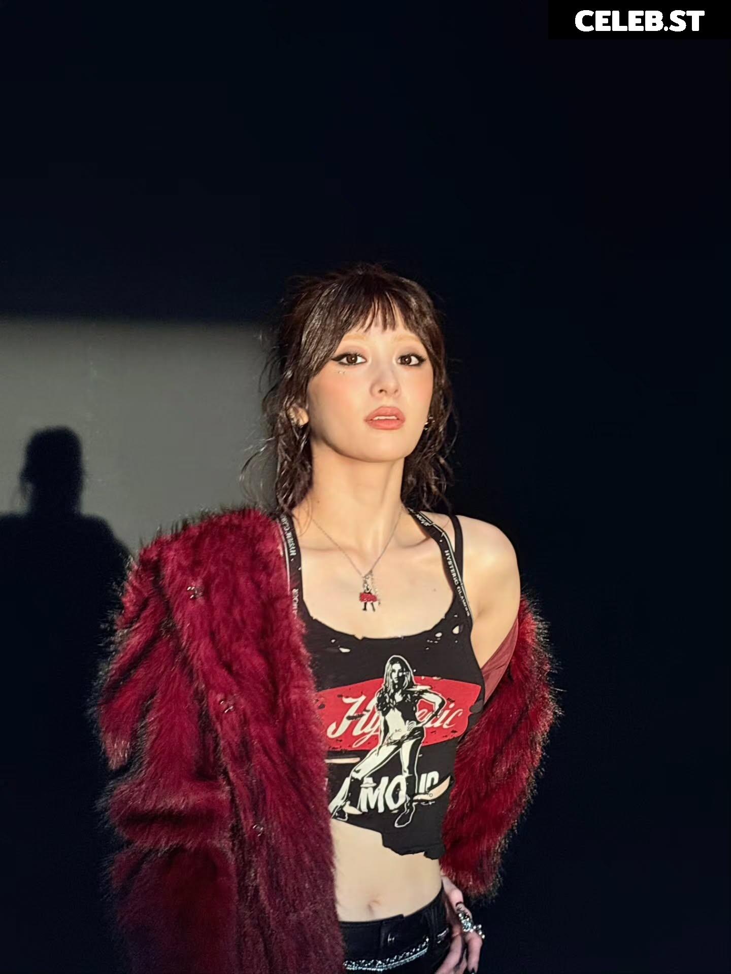Huh Yunjin 허윤진 | LESSERAFIM Image 22956540