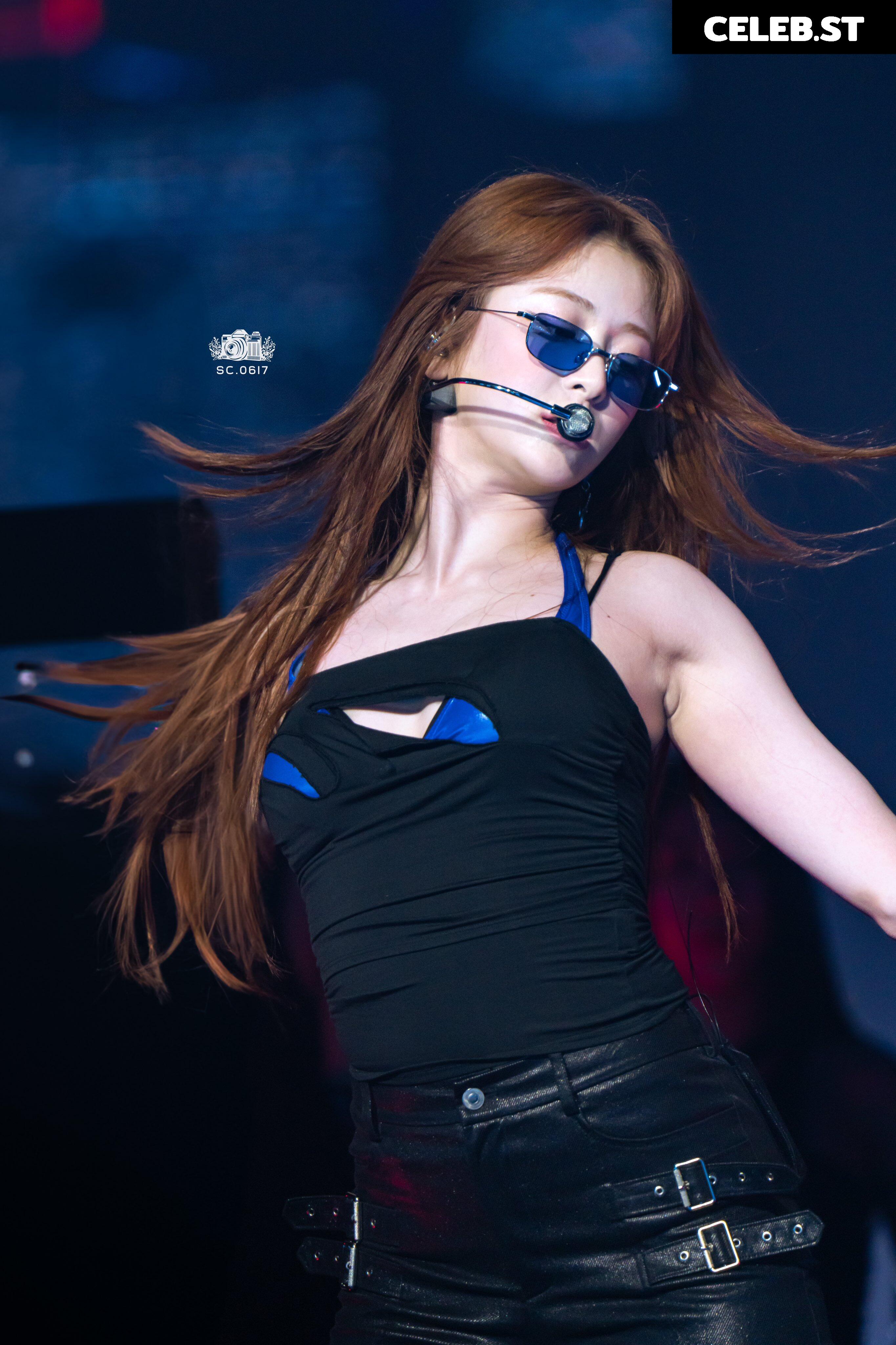 Huh Yunjin 허윤진 | LESSERAFIM Image 22956404