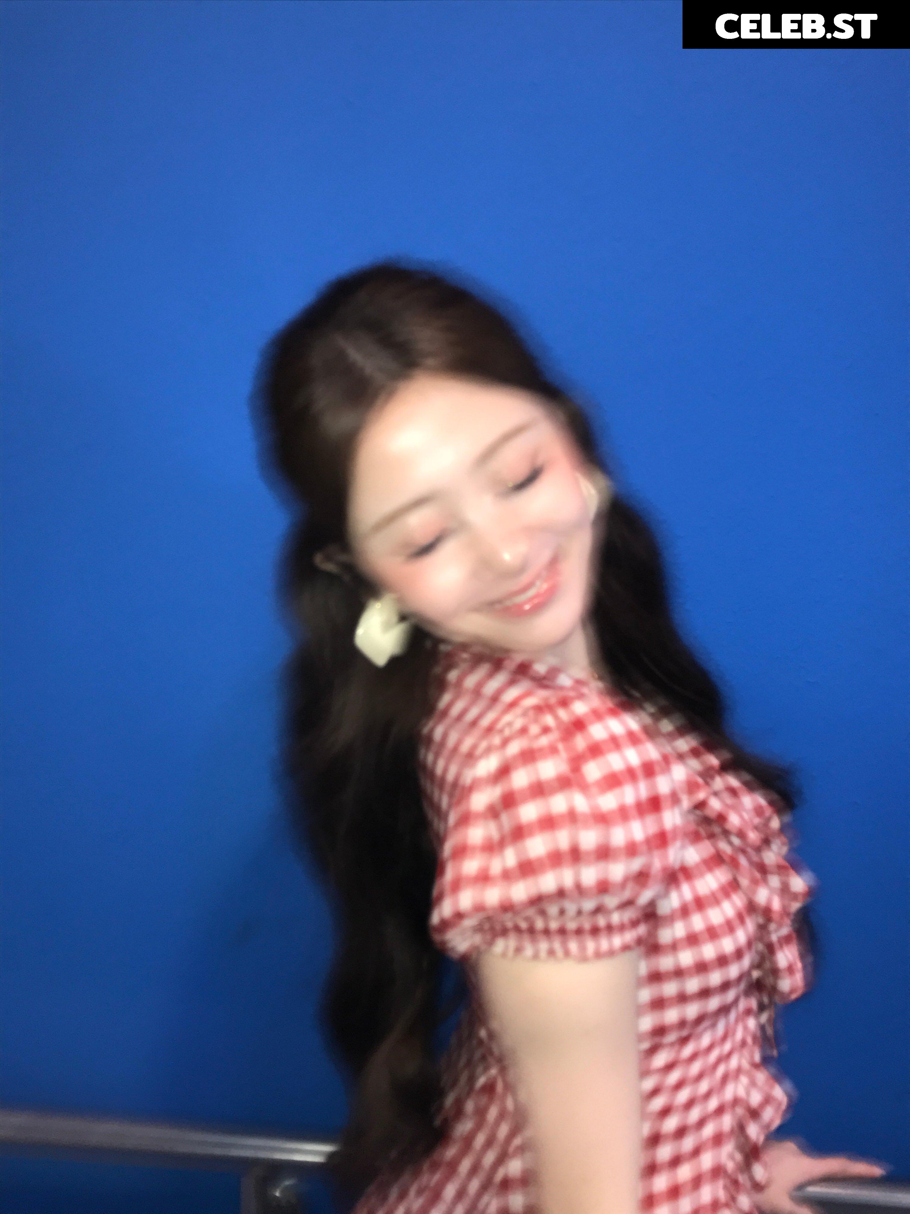 Huh Yunjin 허윤진 | LESSERAFIM Image 22956460