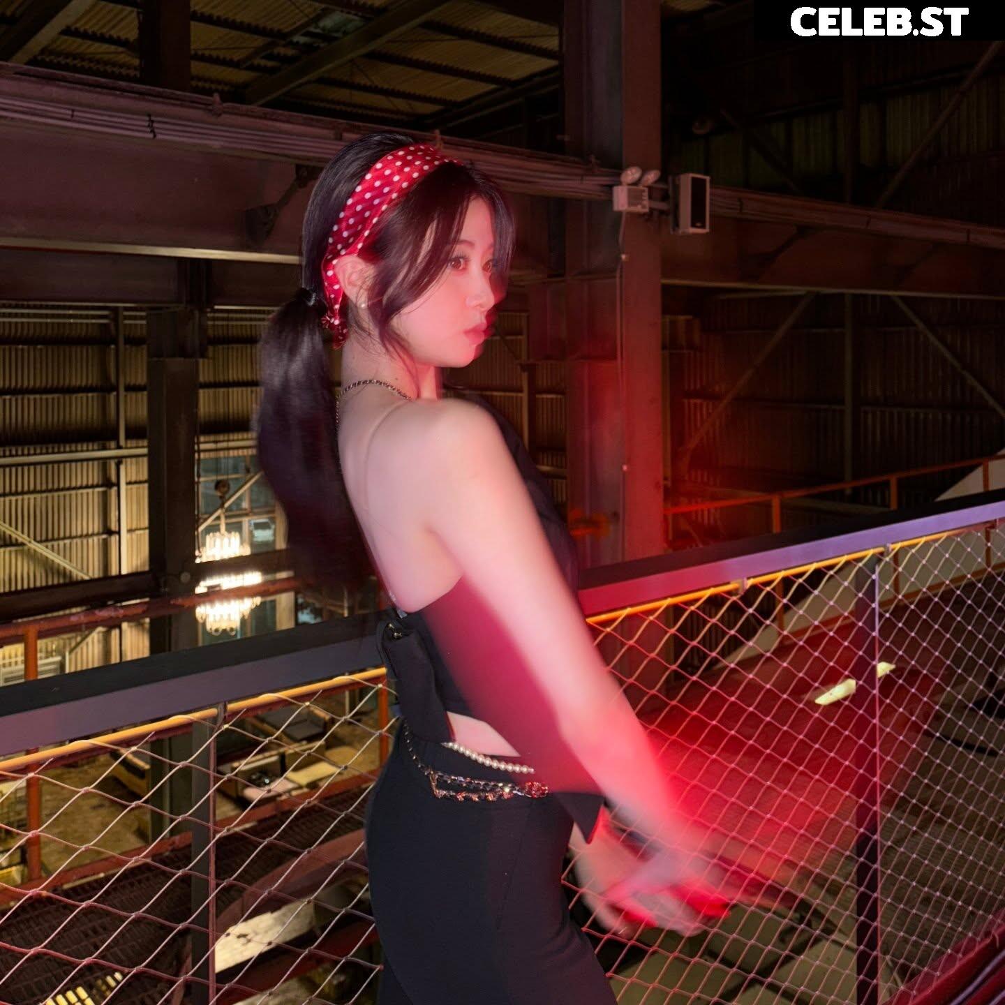 Huh Yunjin 허윤진 | LESSERAFIM Image 22956720