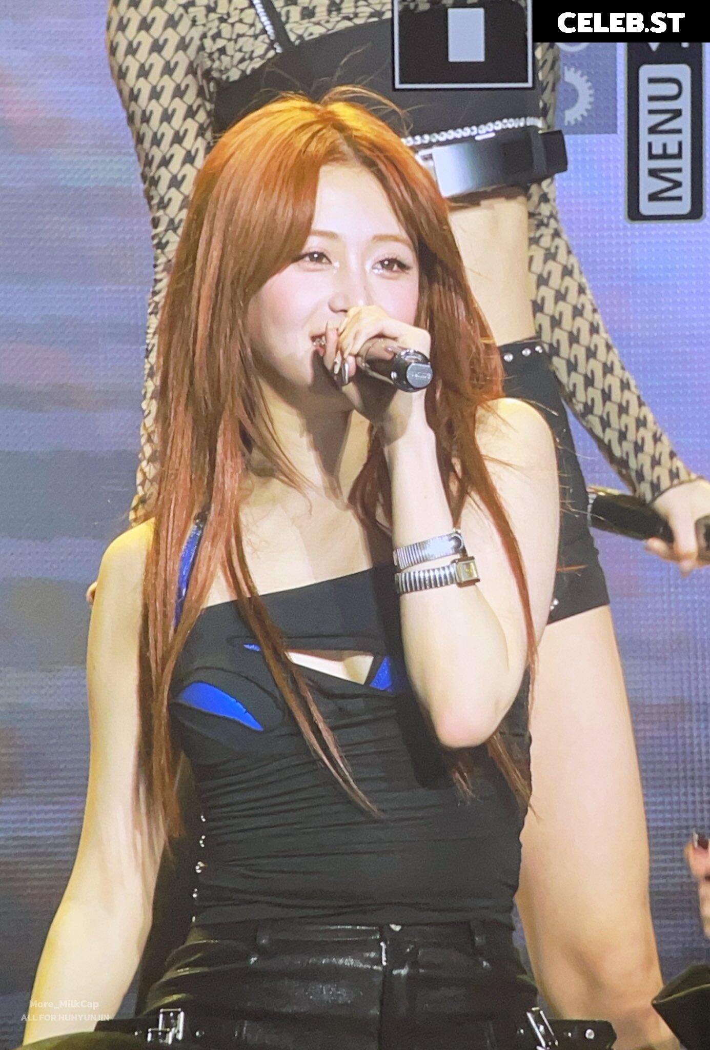 Huh Yunjin 허윤진 | LESSERAFIM Image 22956396