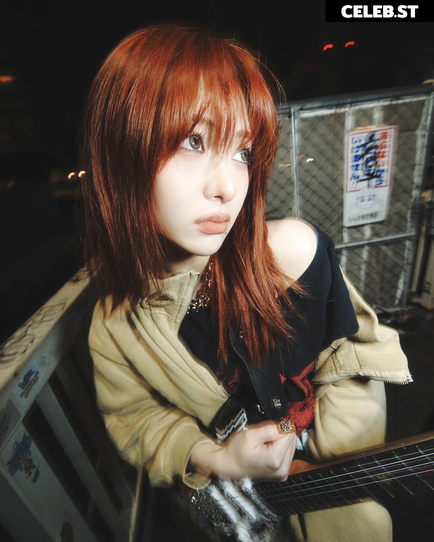 Huh Yunjin 허윤진 | LESSERAFIM Image 22956356