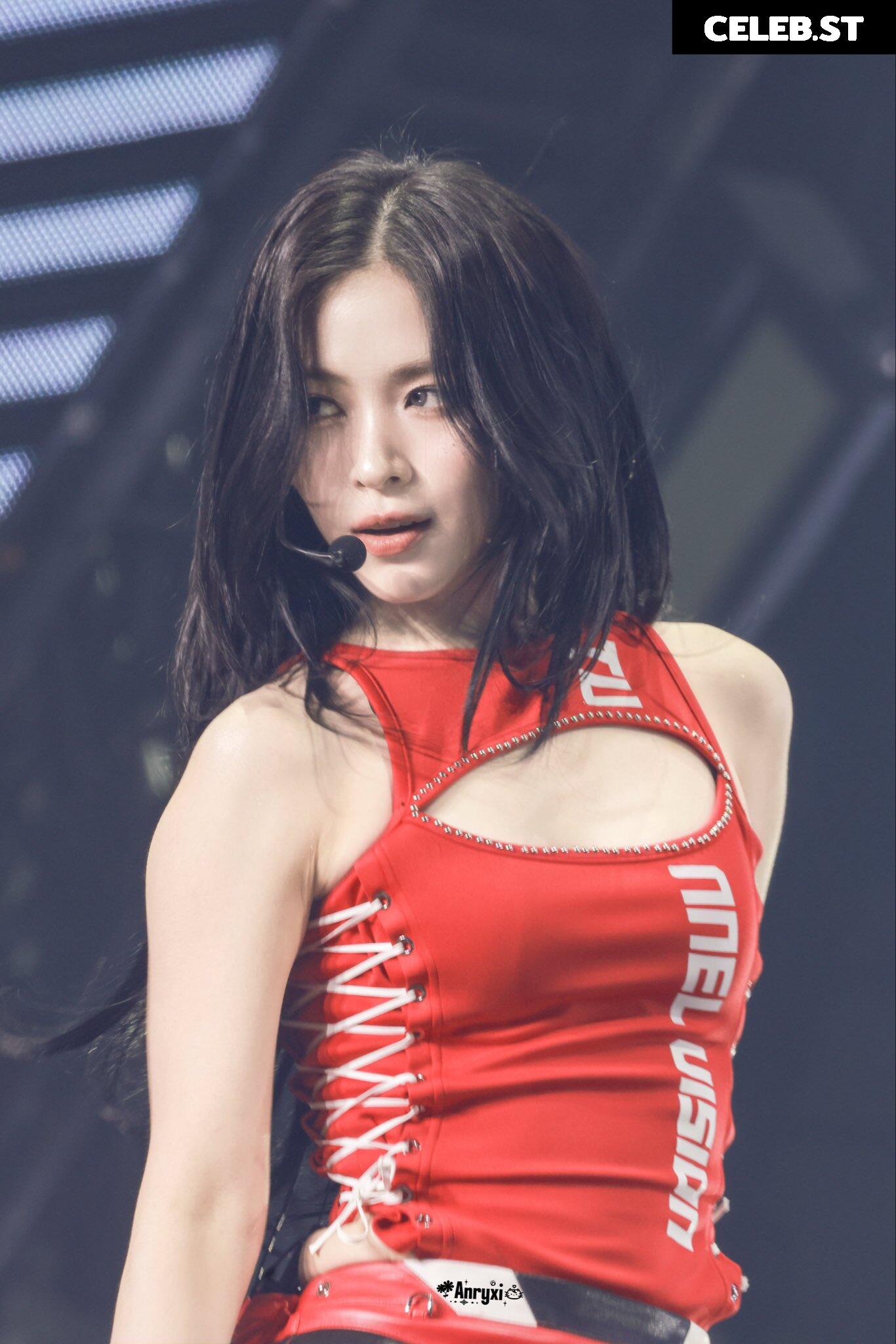 Ryujin - ITZY (신류진, Shin Ryu-jin) Image 22951877