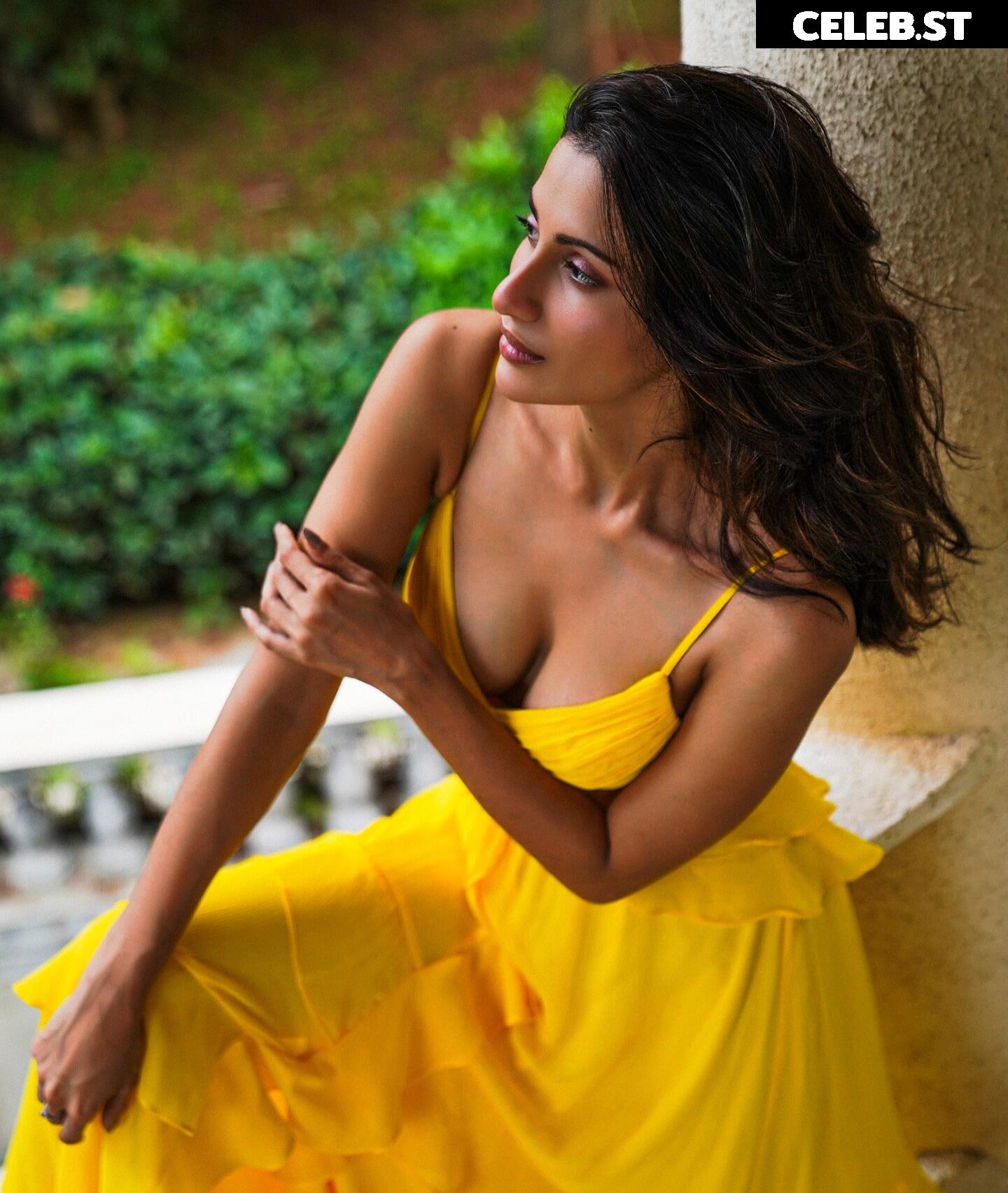 Diksha J Singh Image 22950549