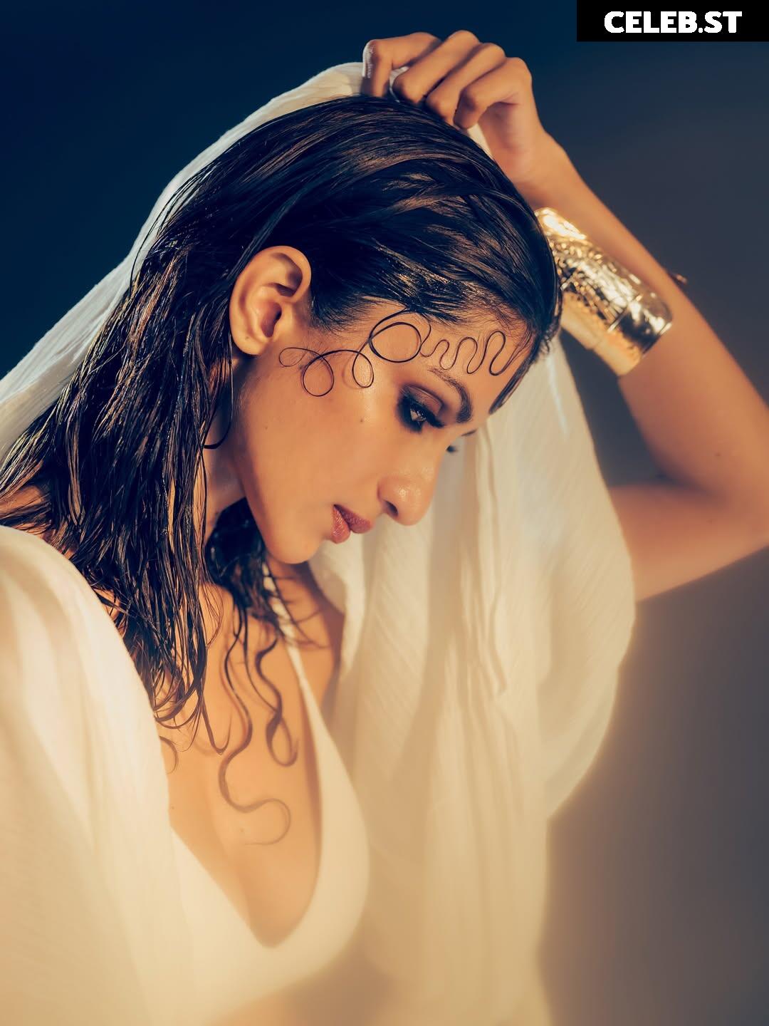 Diksha J Singh Image 22950654