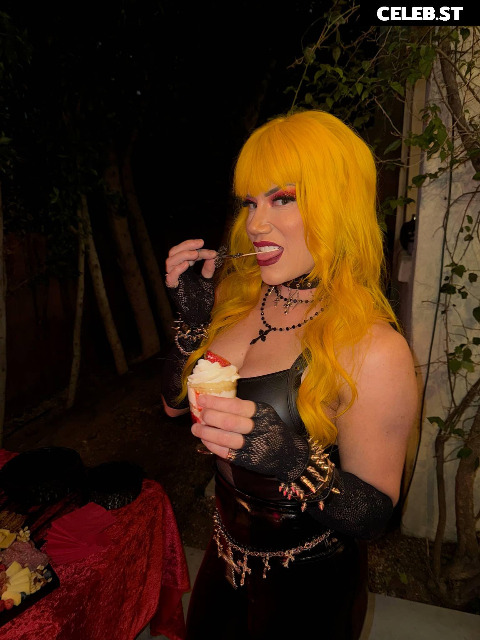 Taya Valkyrie Image 22950065