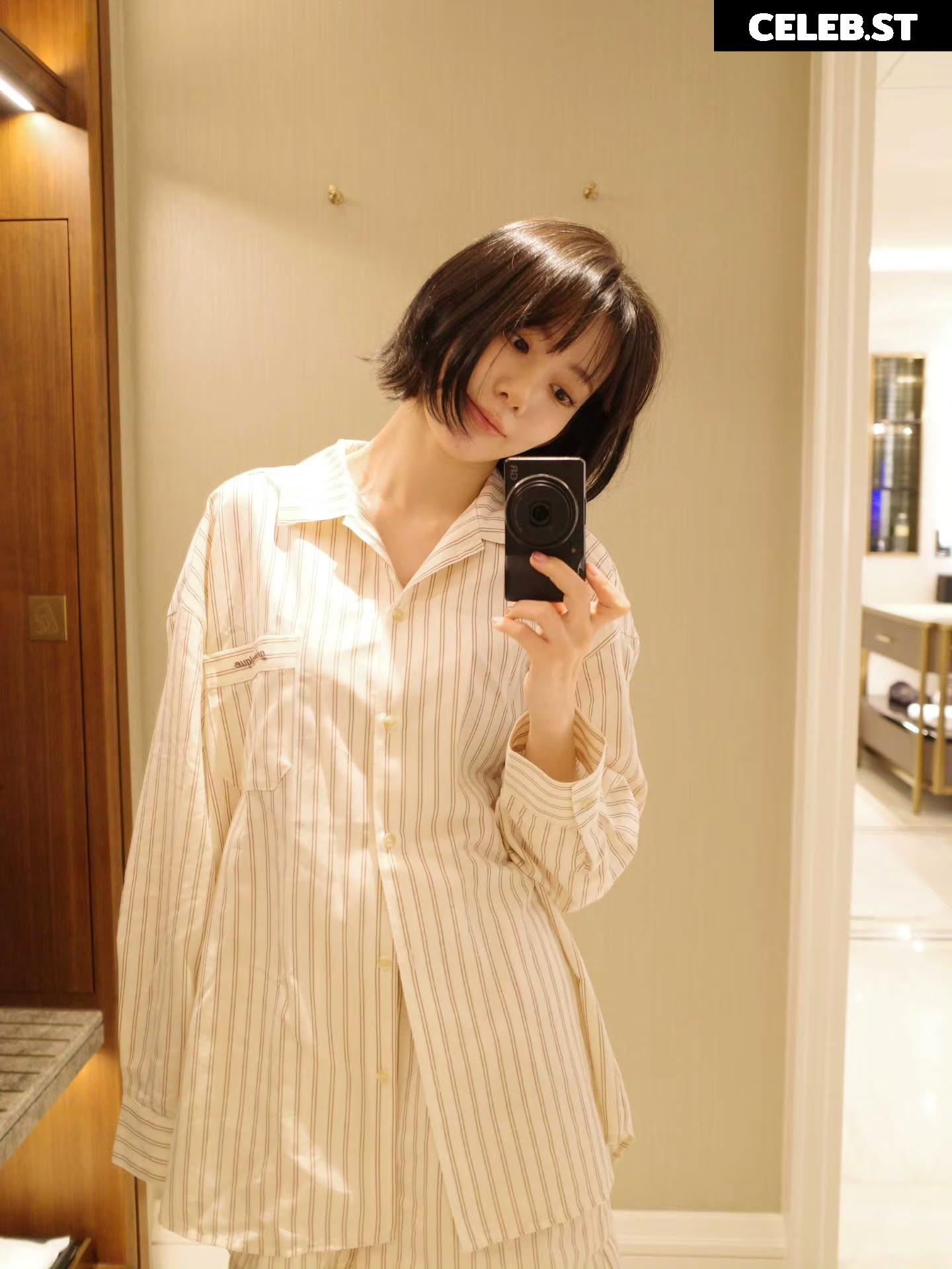 Sakura Miyawaki 宮脇 咲良 | LESSERAFIM Image 22953844