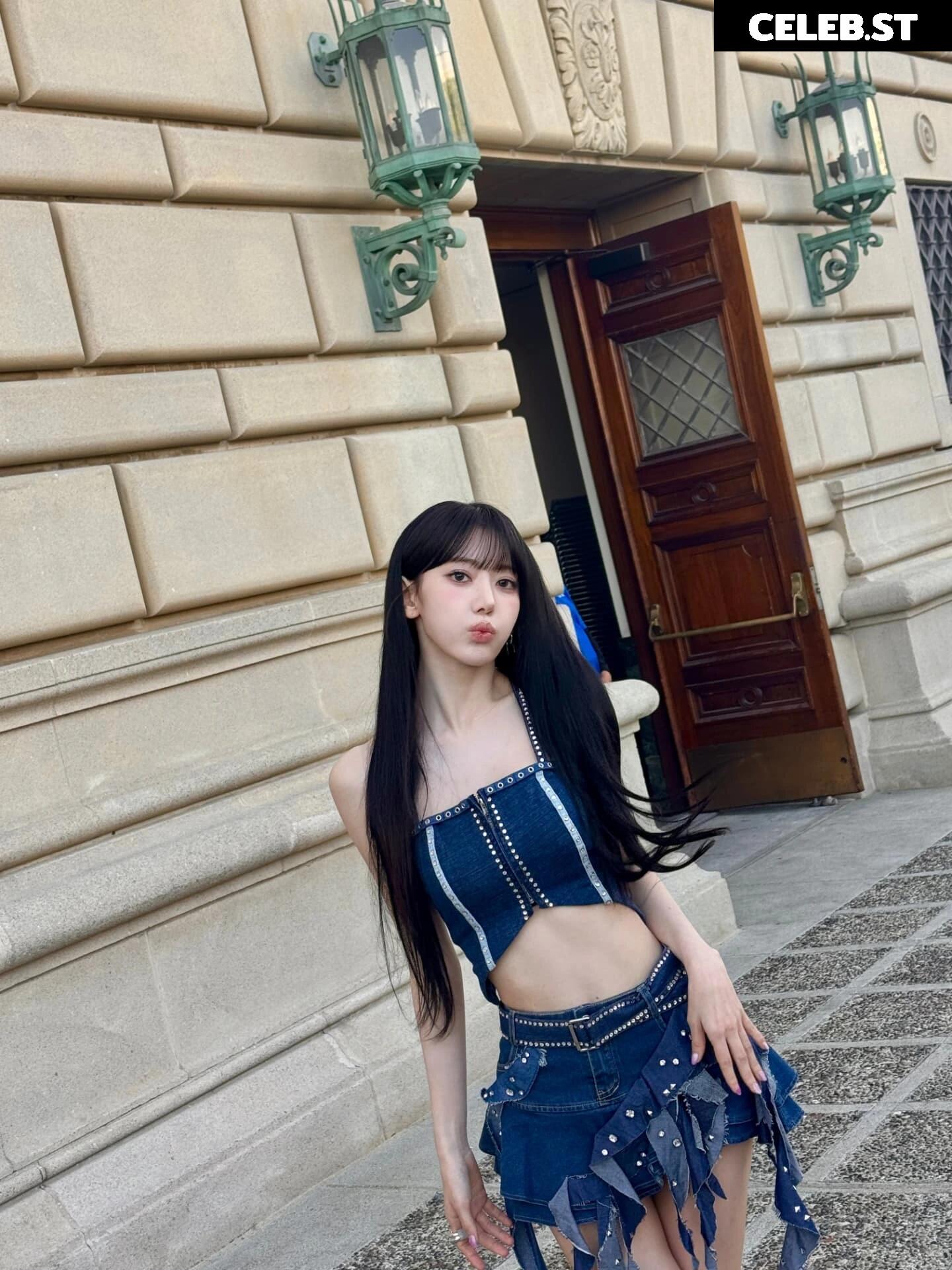 Sakura Miyawaki 宮脇 咲良 | LESSERAFIM Image 22953502