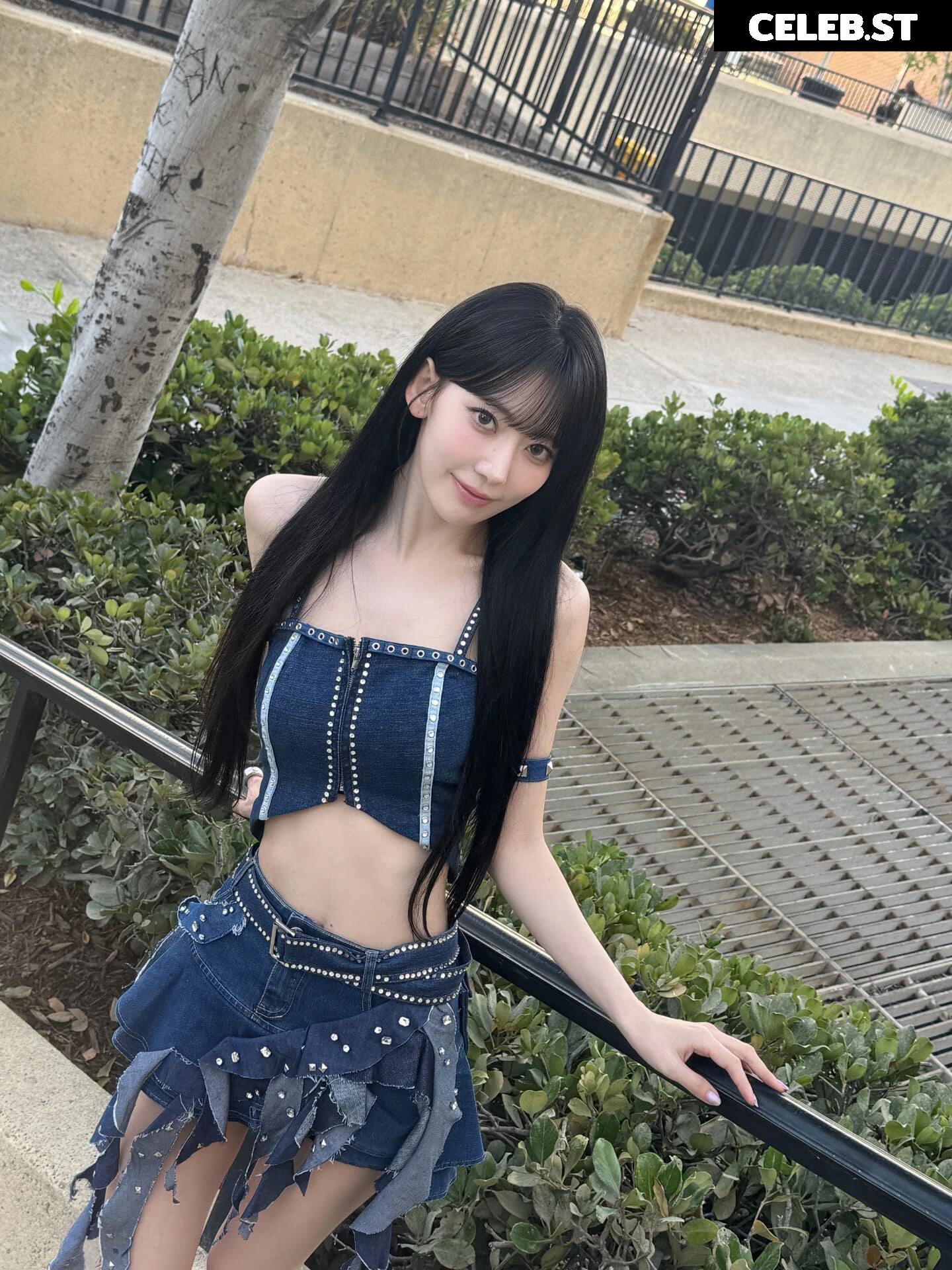 Sakura Miyawaki 宮脇 咲良 | LESSERAFIM Image 22953505