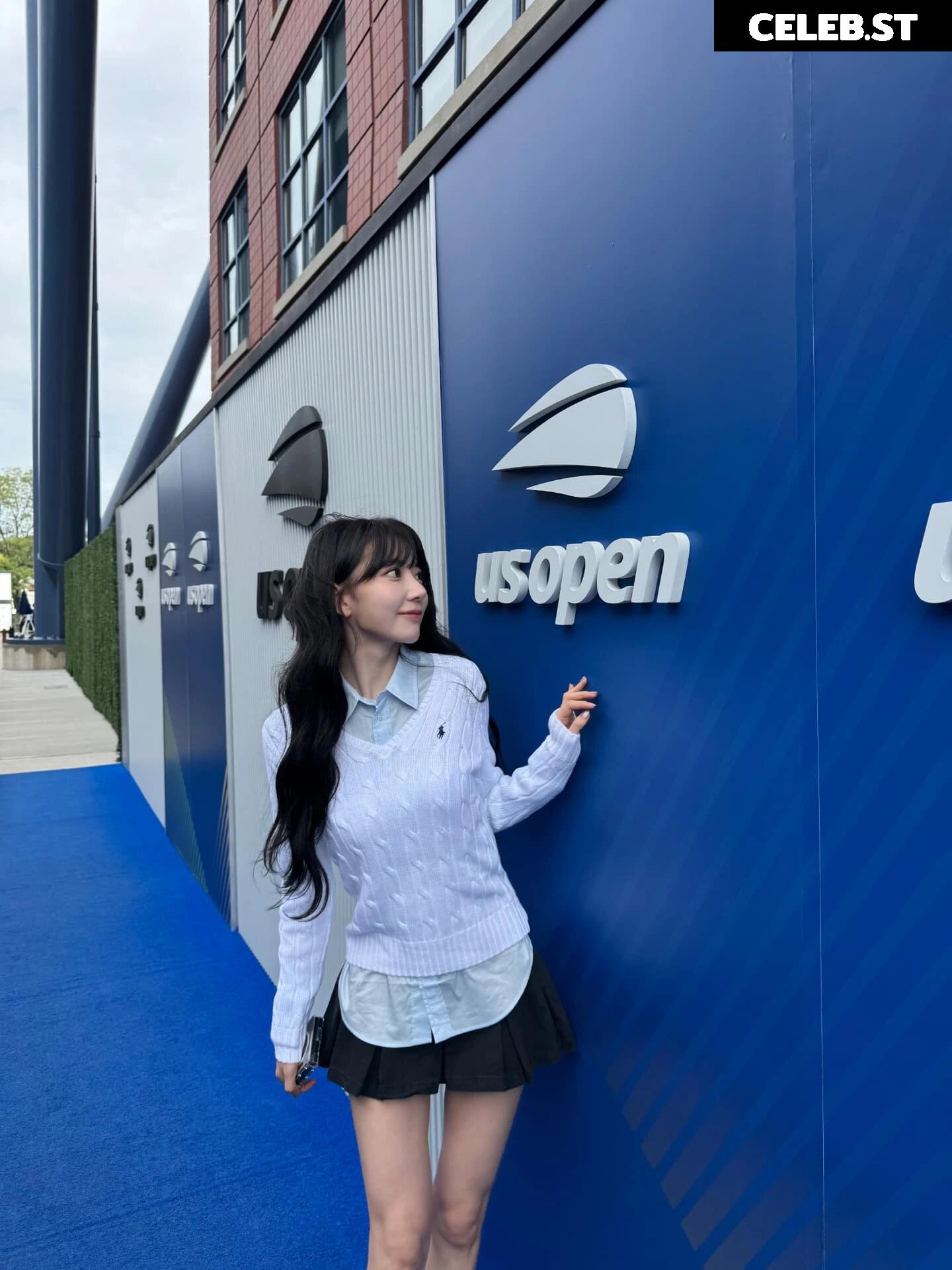 Sakura Miyawaki 宮脇 咲良 | LESSERAFIM Image 22953480