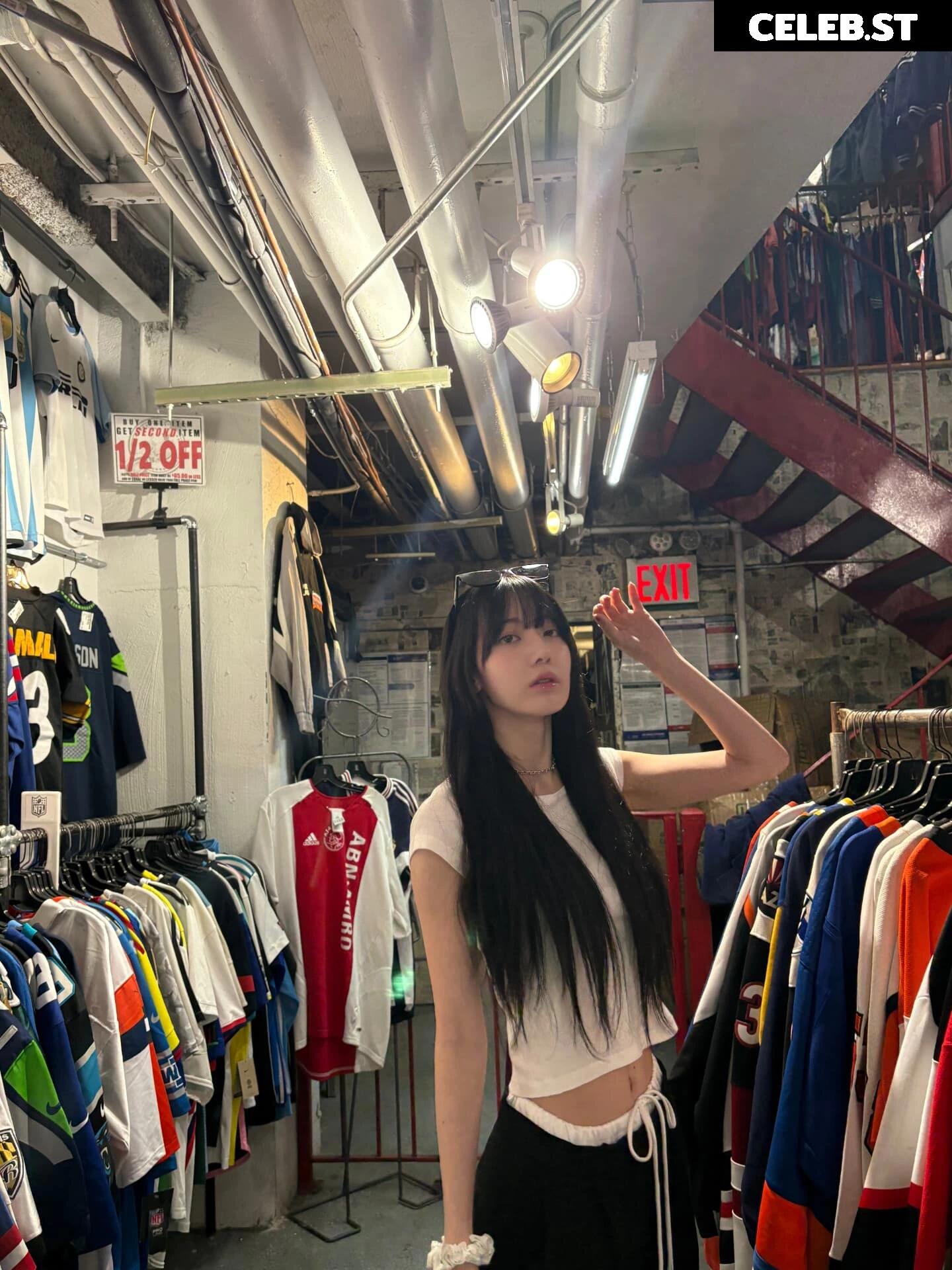 Sakura Miyawaki 宮脇 咲良 | LESSERAFIM Image 22953466