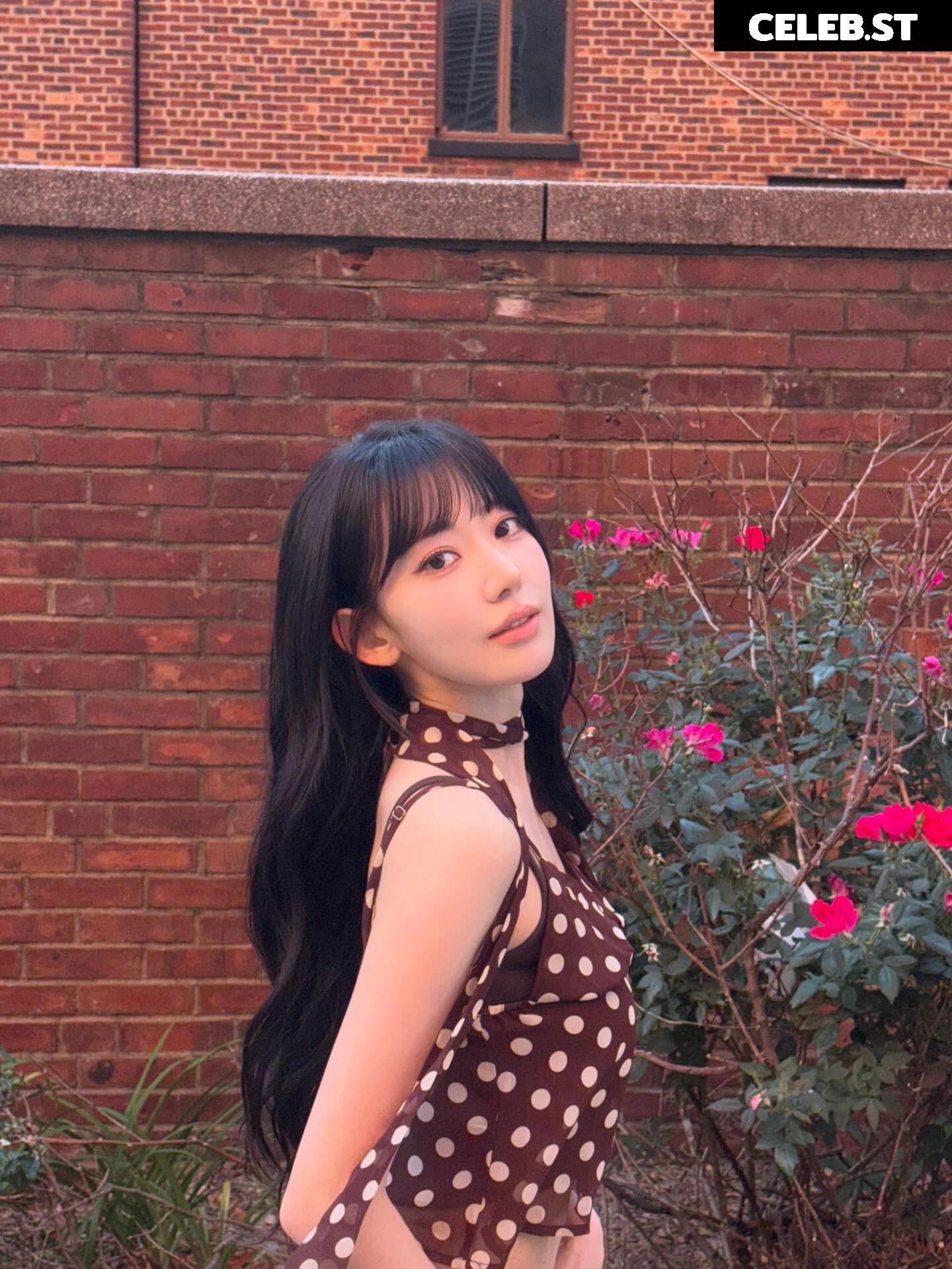 Sakura Miyawaki 宮脇 咲良 | LESSERAFIM Image 22953471