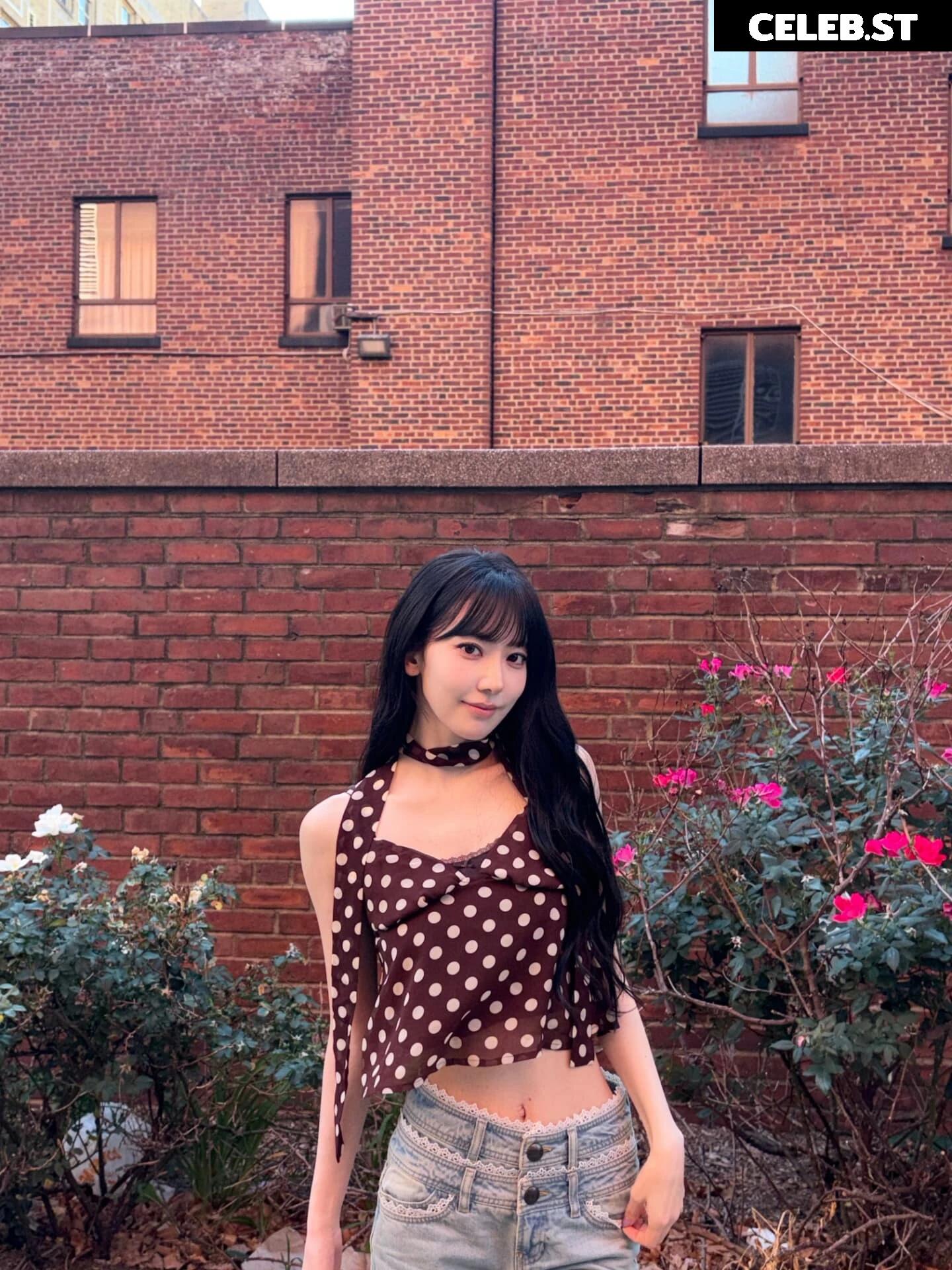 Sakura Miyawaki 宮脇 咲良 | LESSERAFIM Image 22953475