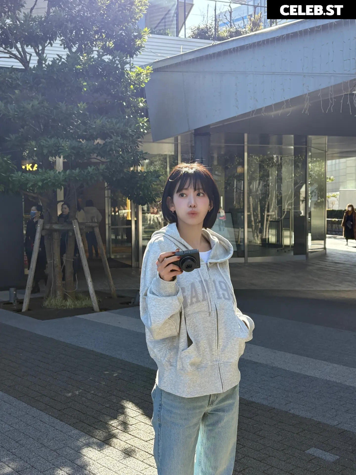 Sakura Miyawaki 宮脇 咲良 | LESSERAFIM Image 22953752