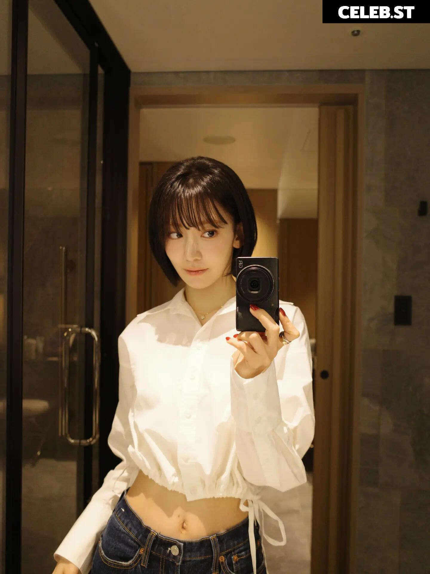 Sakura Miyawaki 宮脇 咲良 | LESSERAFIM Image 22953750