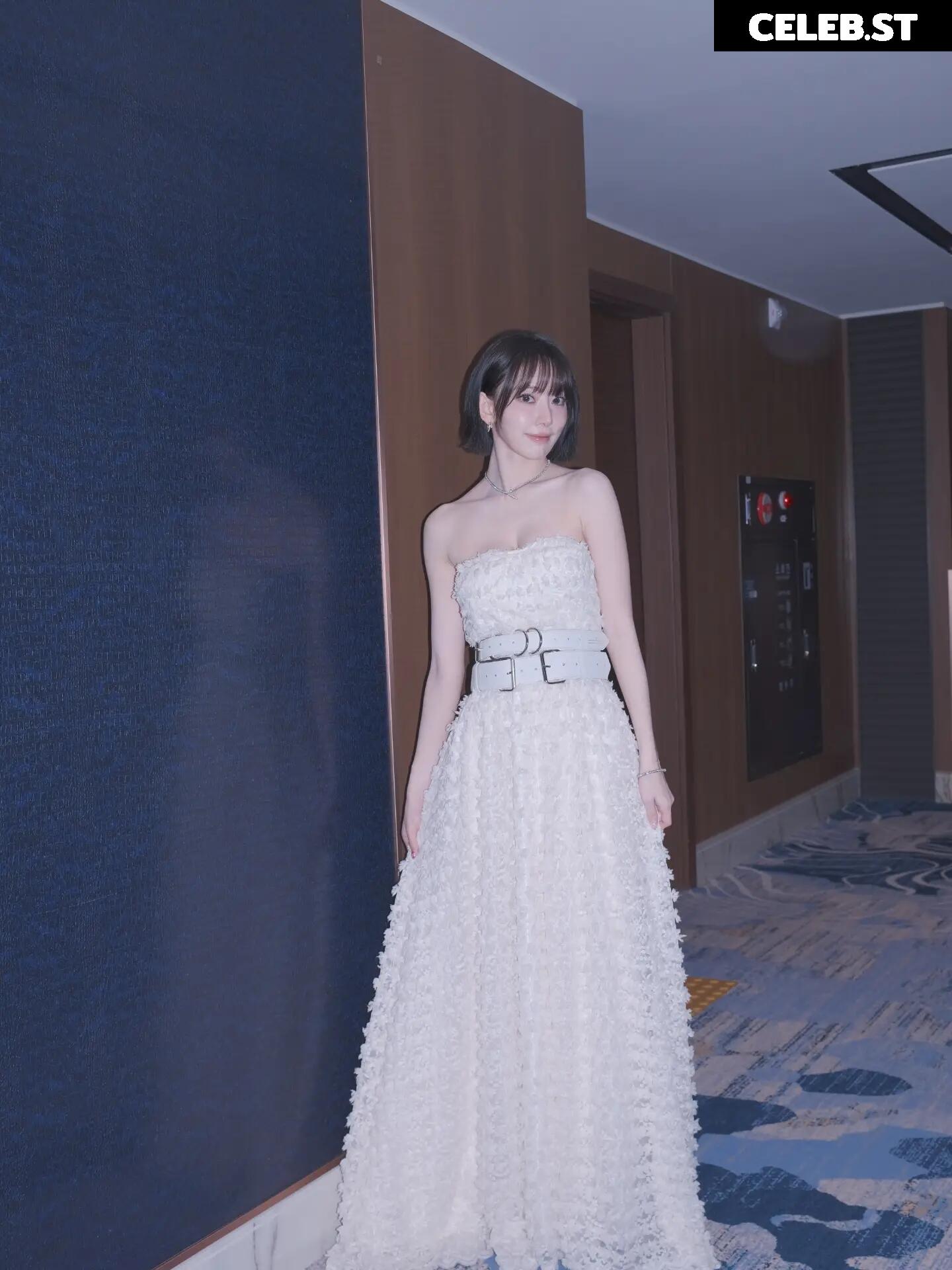 Sakura Miyawaki 宮脇 咲良 | LESSERAFIM Image 22953619