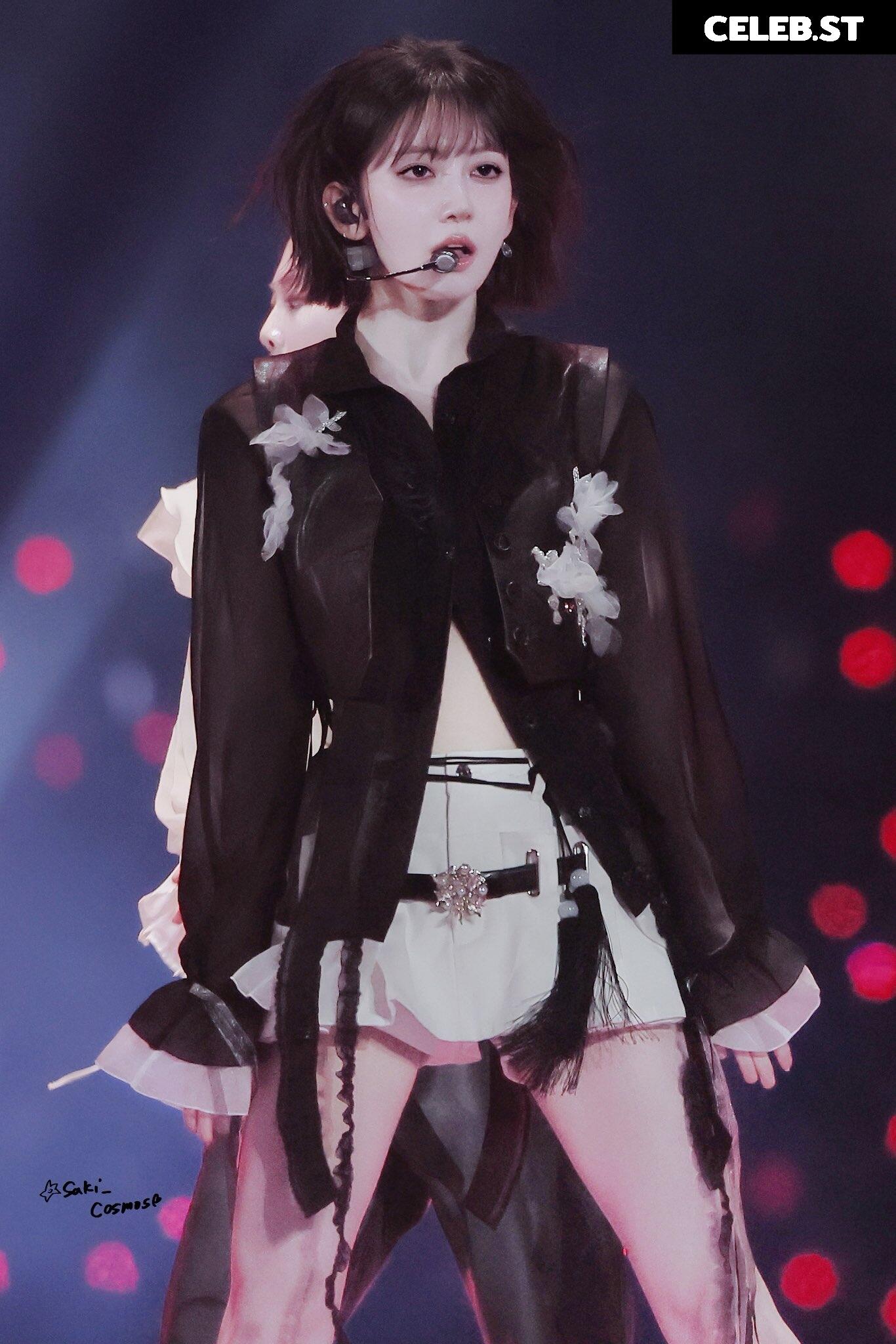 Sakura Miyawaki 宮脇 咲良 | LESSERAFIM Image 22953608
