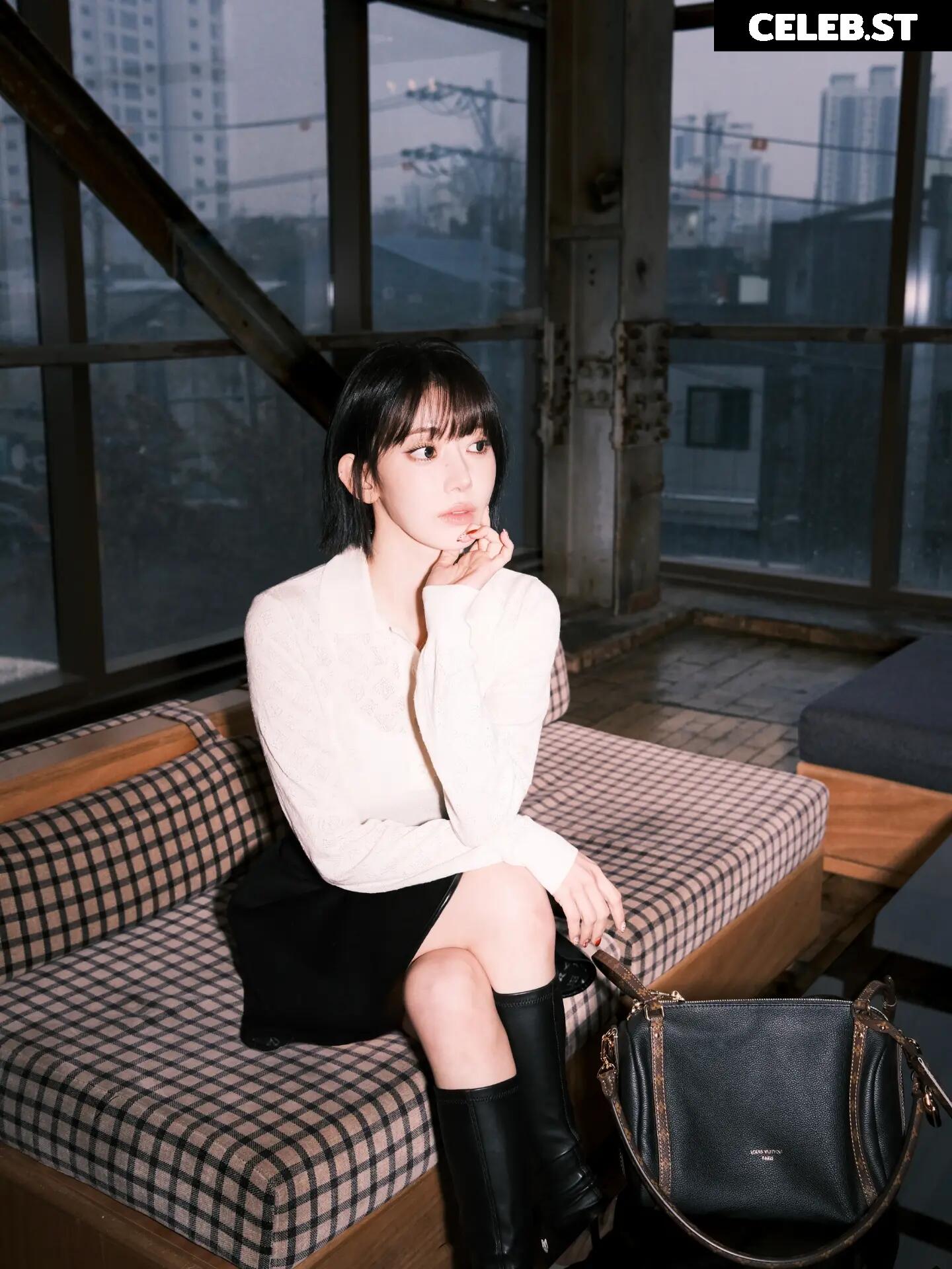 Sakura Miyawaki 宮脇 咲良 | LESSERAFIM Image 22953632