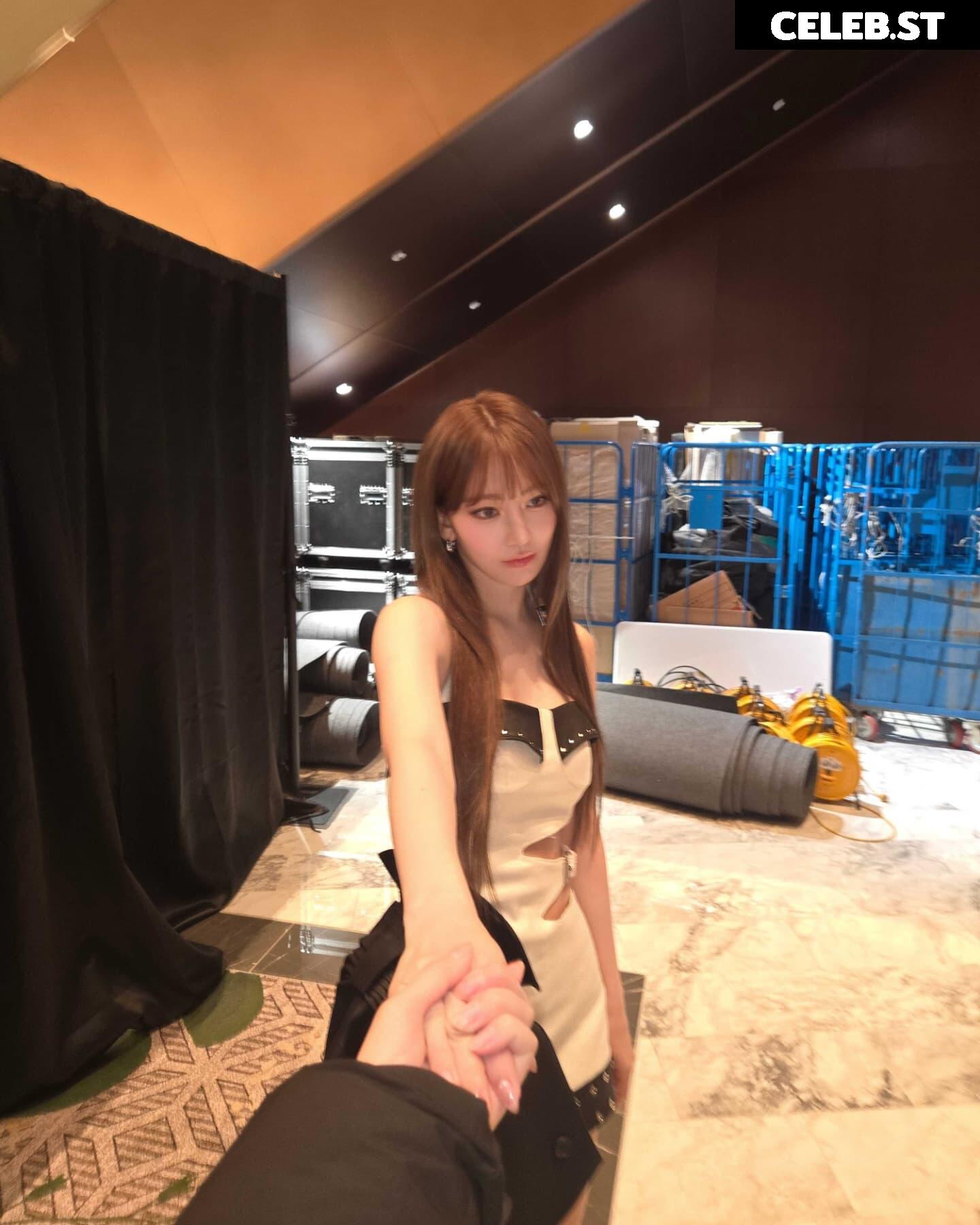 Sakura Miyawaki 宮脇 咲良 | LESSERAFIM Image 22953385