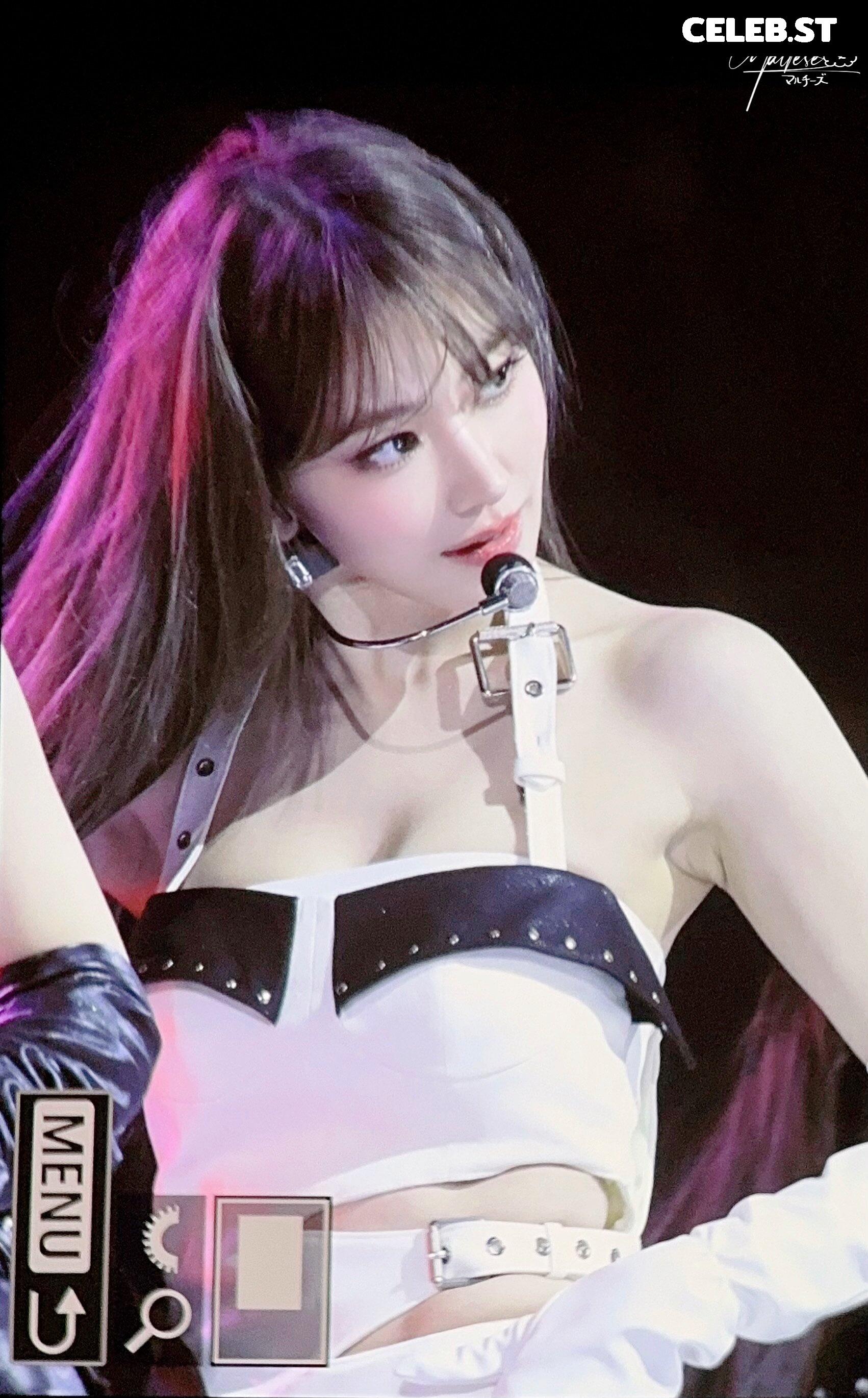 Sakura Miyawaki 宮脇 咲良 | LESSERAFIM Image 22953373